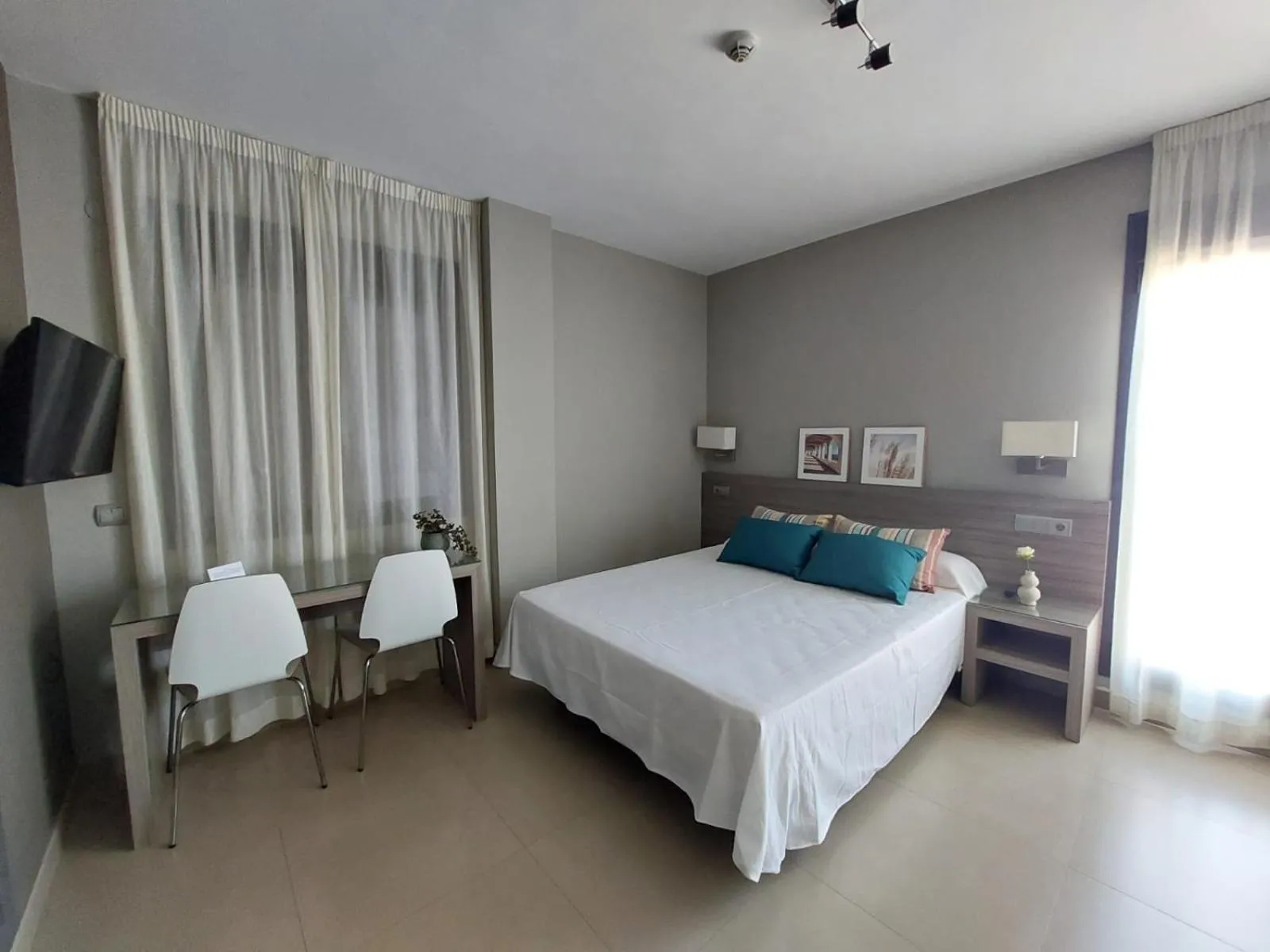 Bedroom in Hotel Miguel Sanchez