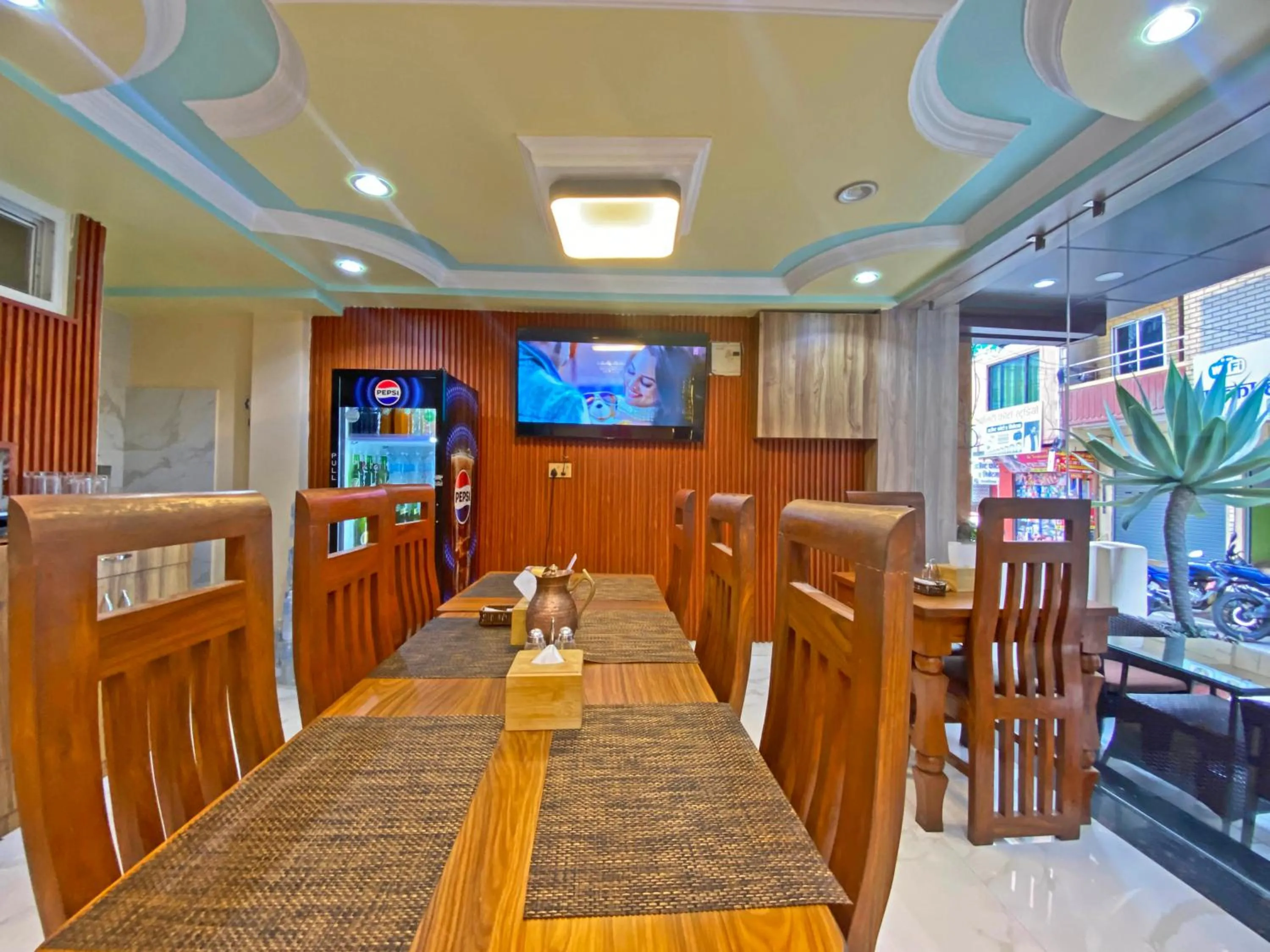 Hotel Five Season Inn