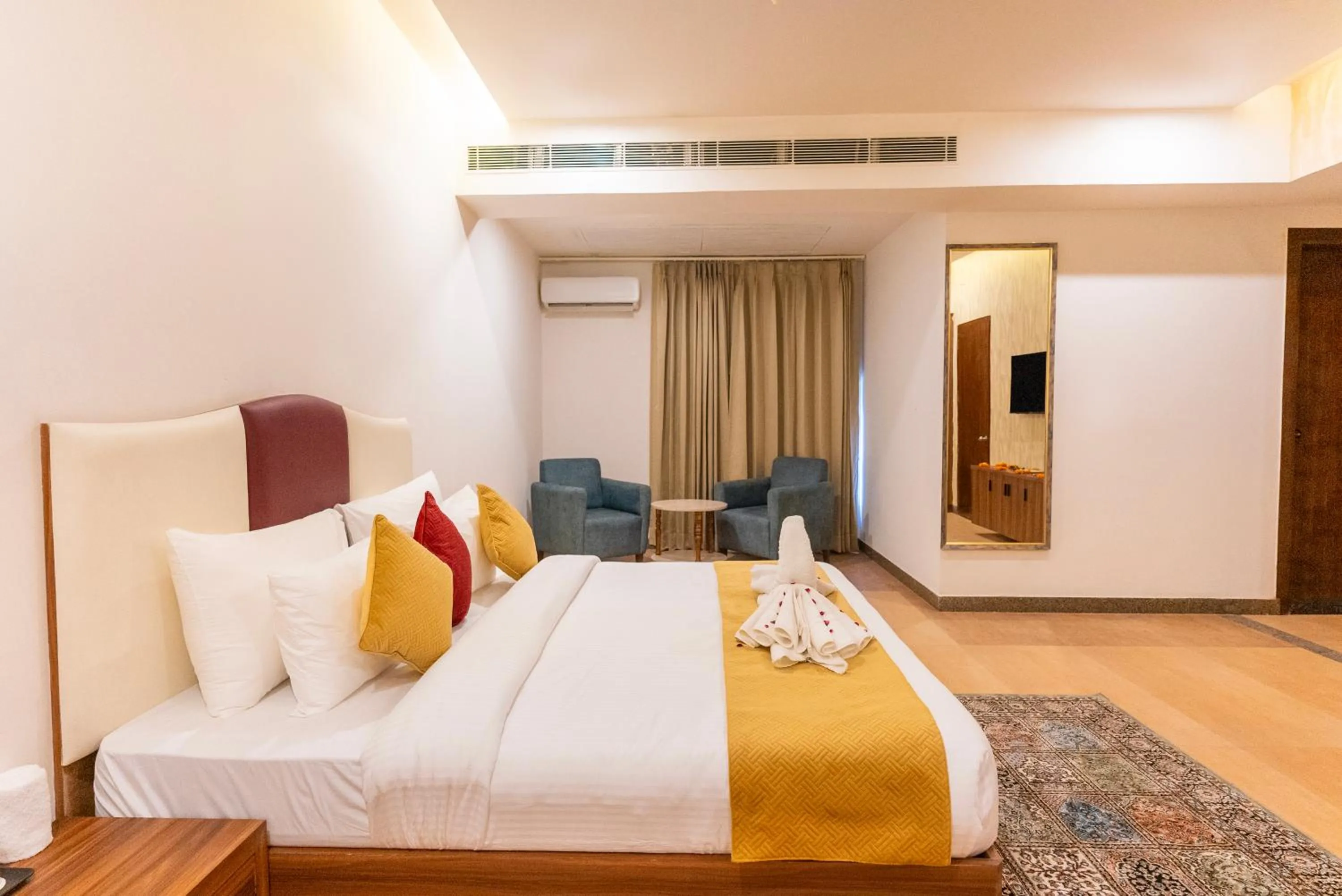 Bed in Haut Monde Rajputana Palace