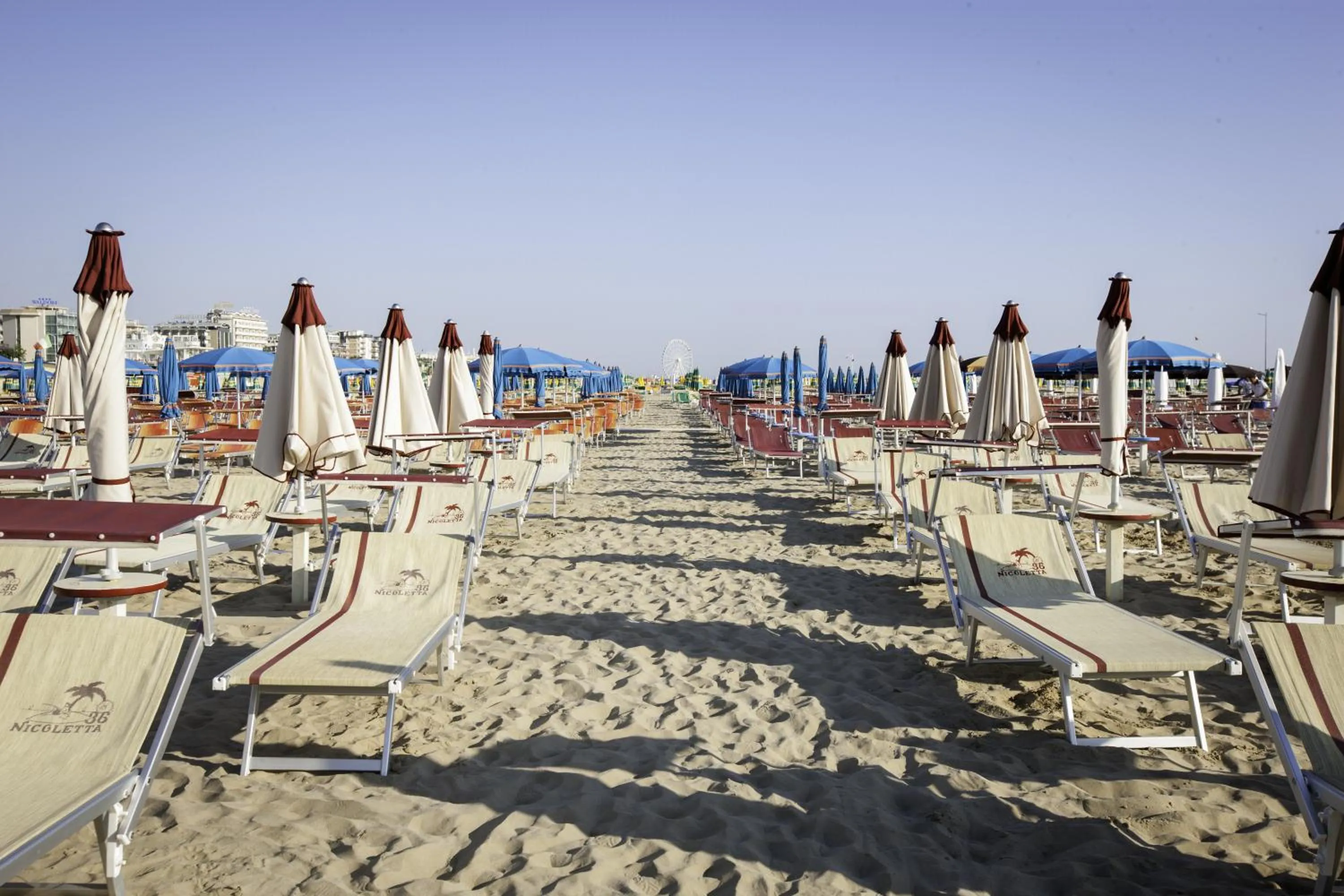 Beach in Residence Fellini