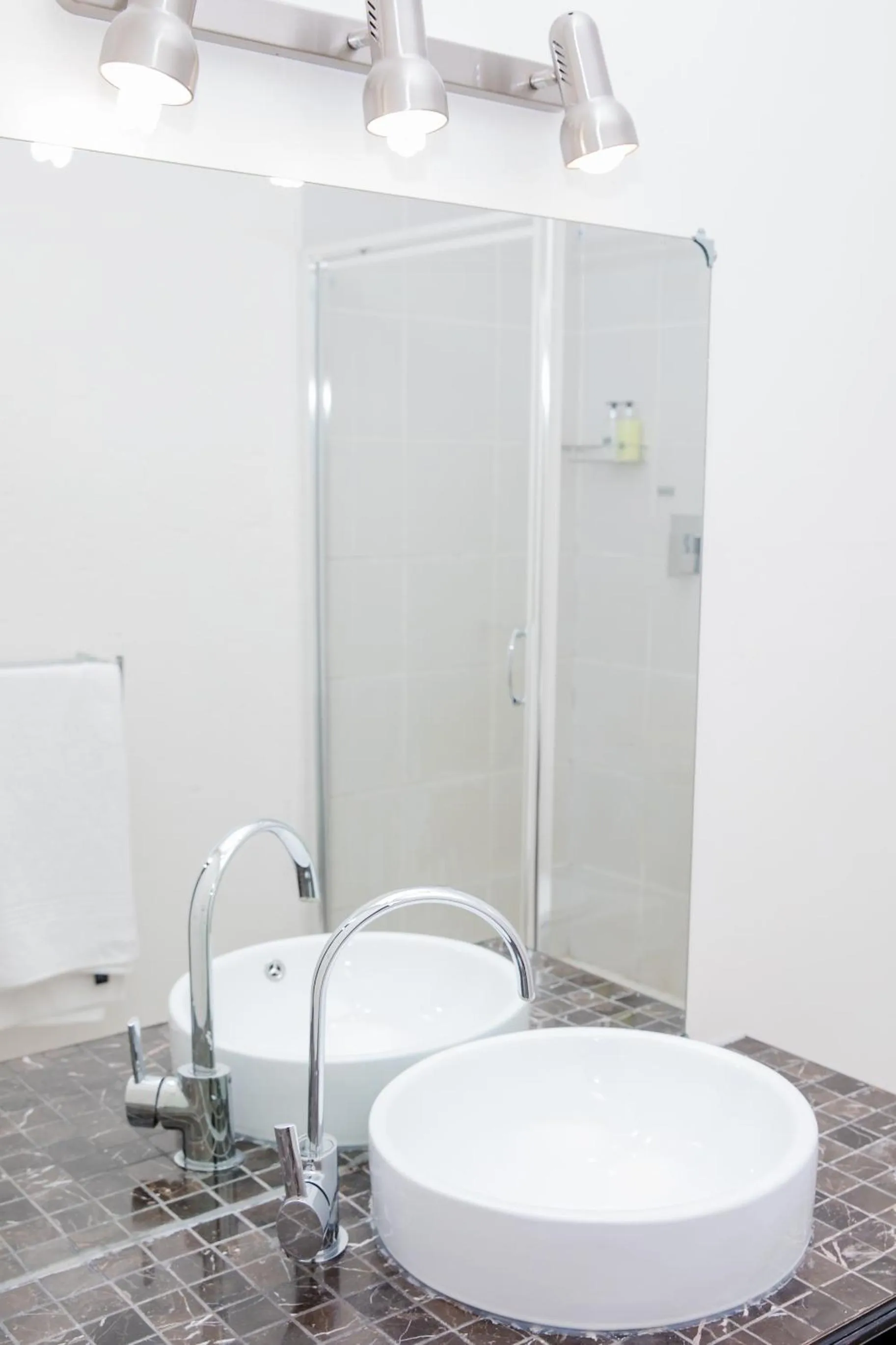 Bathroom in 85 Ehmke Guesthouse