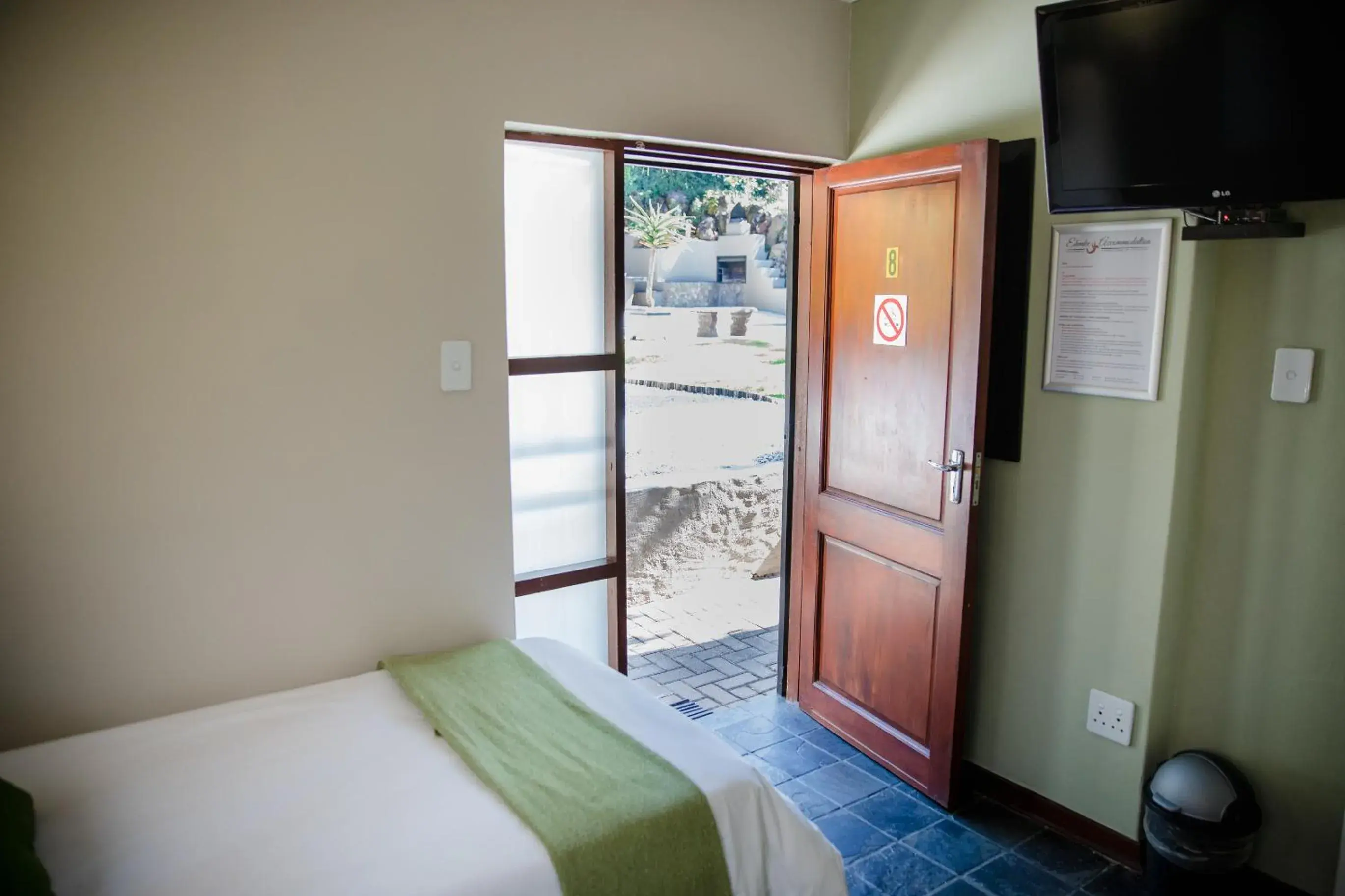 TV and multimedia, Bed in 85 Ehmke Guesthouse TV and multimedia, Bed in 85 Ehmke Guesthouse