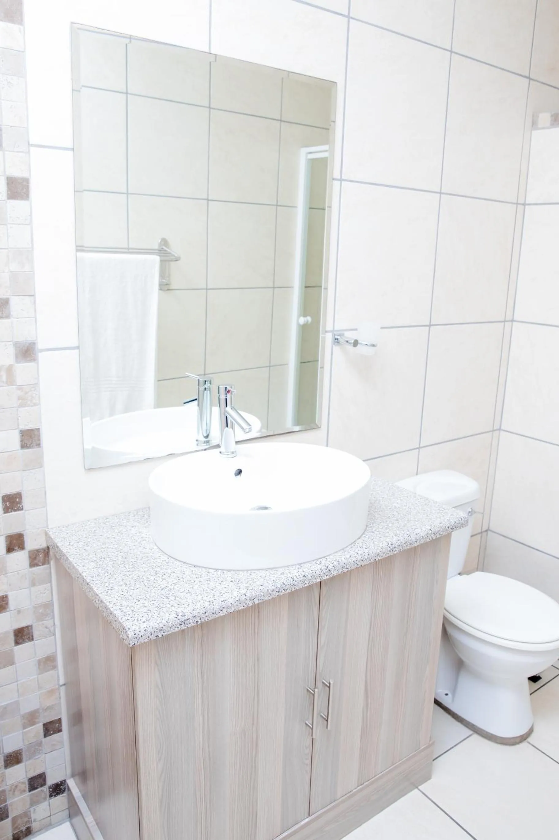 Bathroom in 85 Ehmke Guesthouse