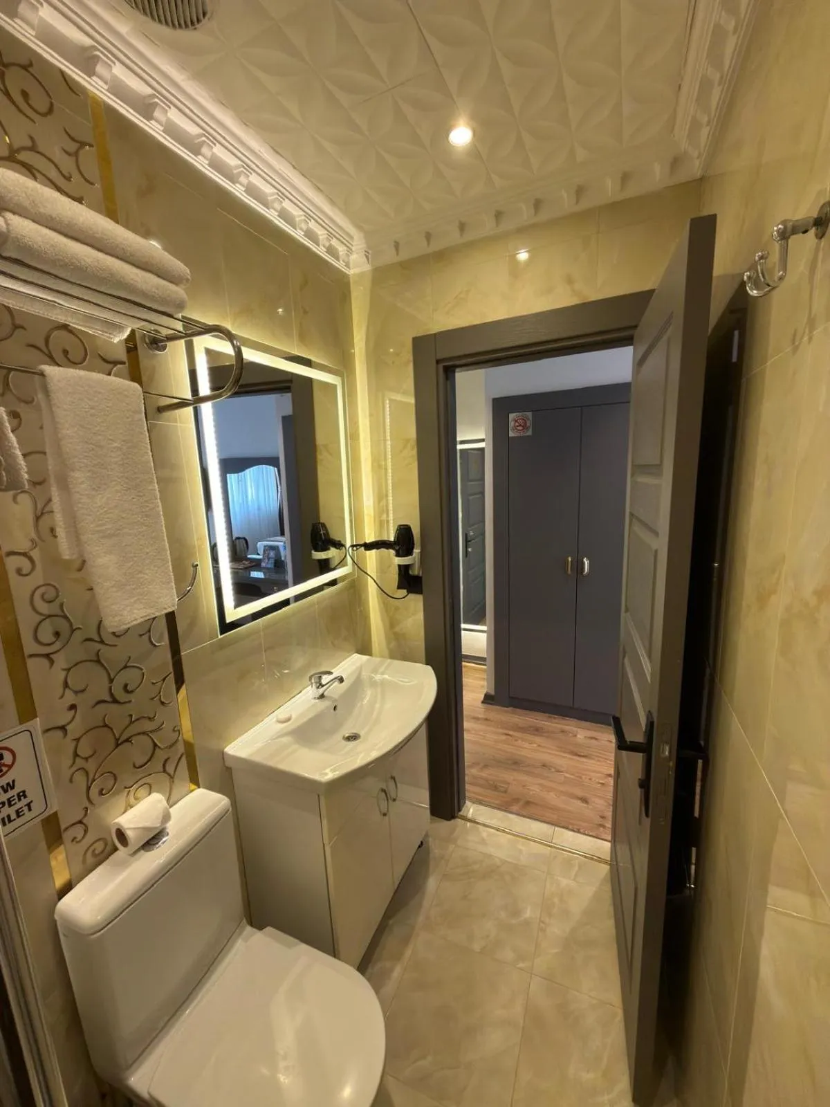 Bathroom in Blue Istanbul Hotel Taksim