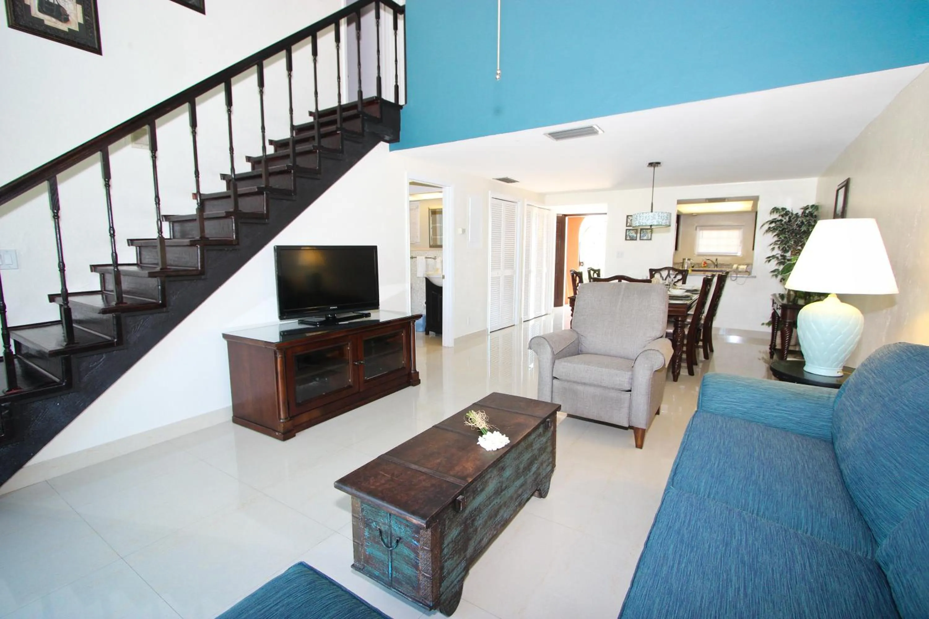 Living room in Ocean Reef Yacht Club & Resort