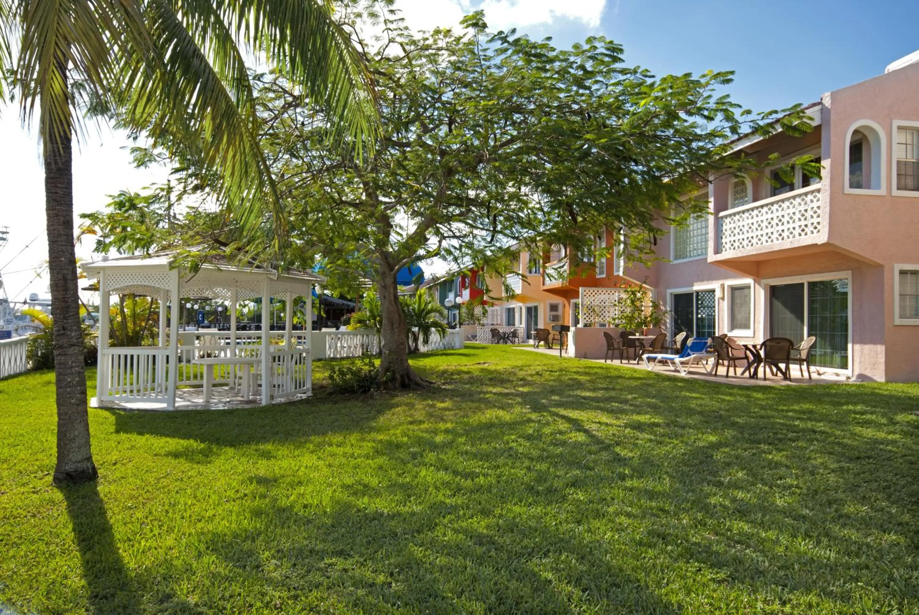 Garden in Ocean Reef Yacht Club & Resort