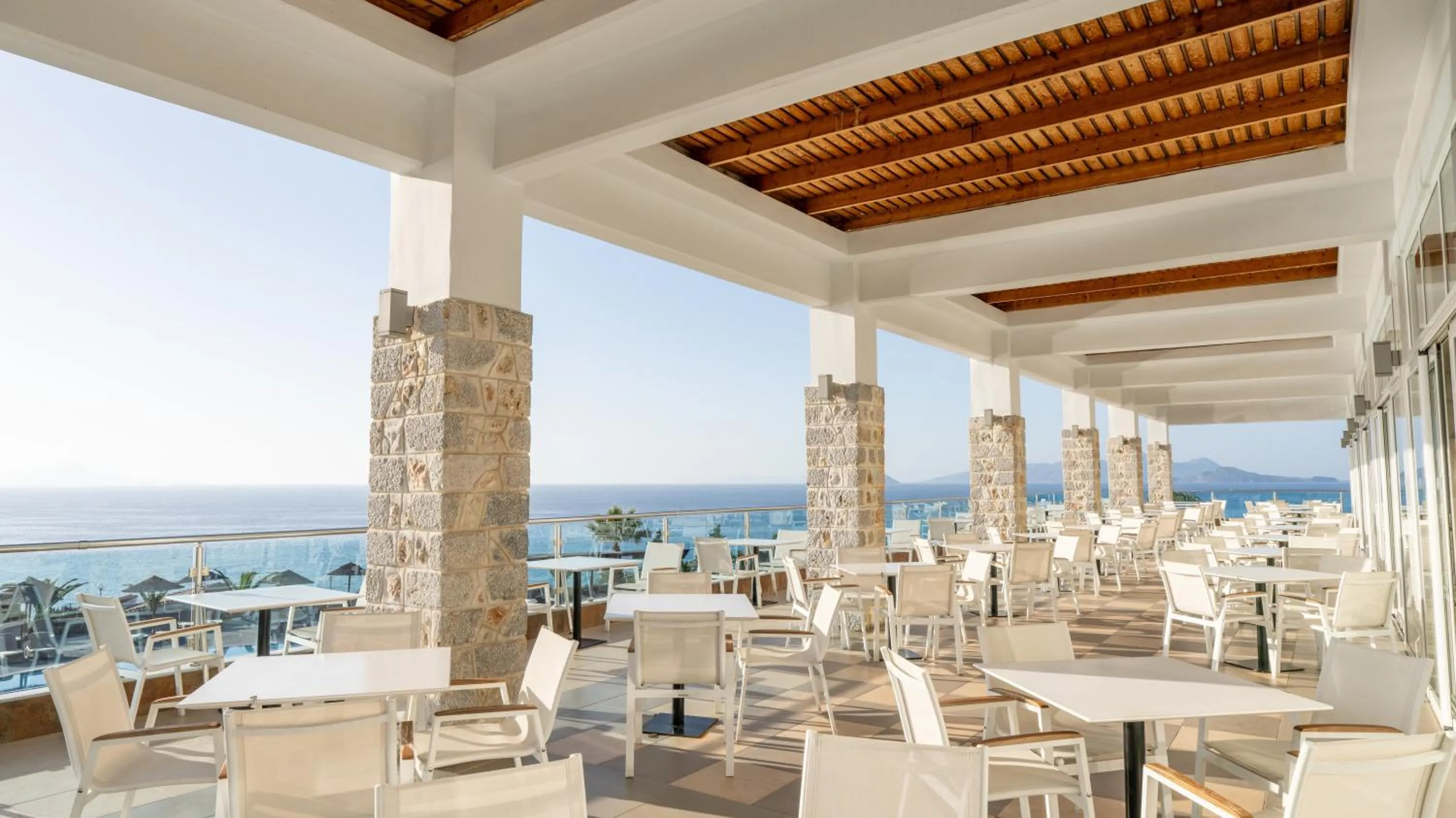 Grand Blue Beach Hotel