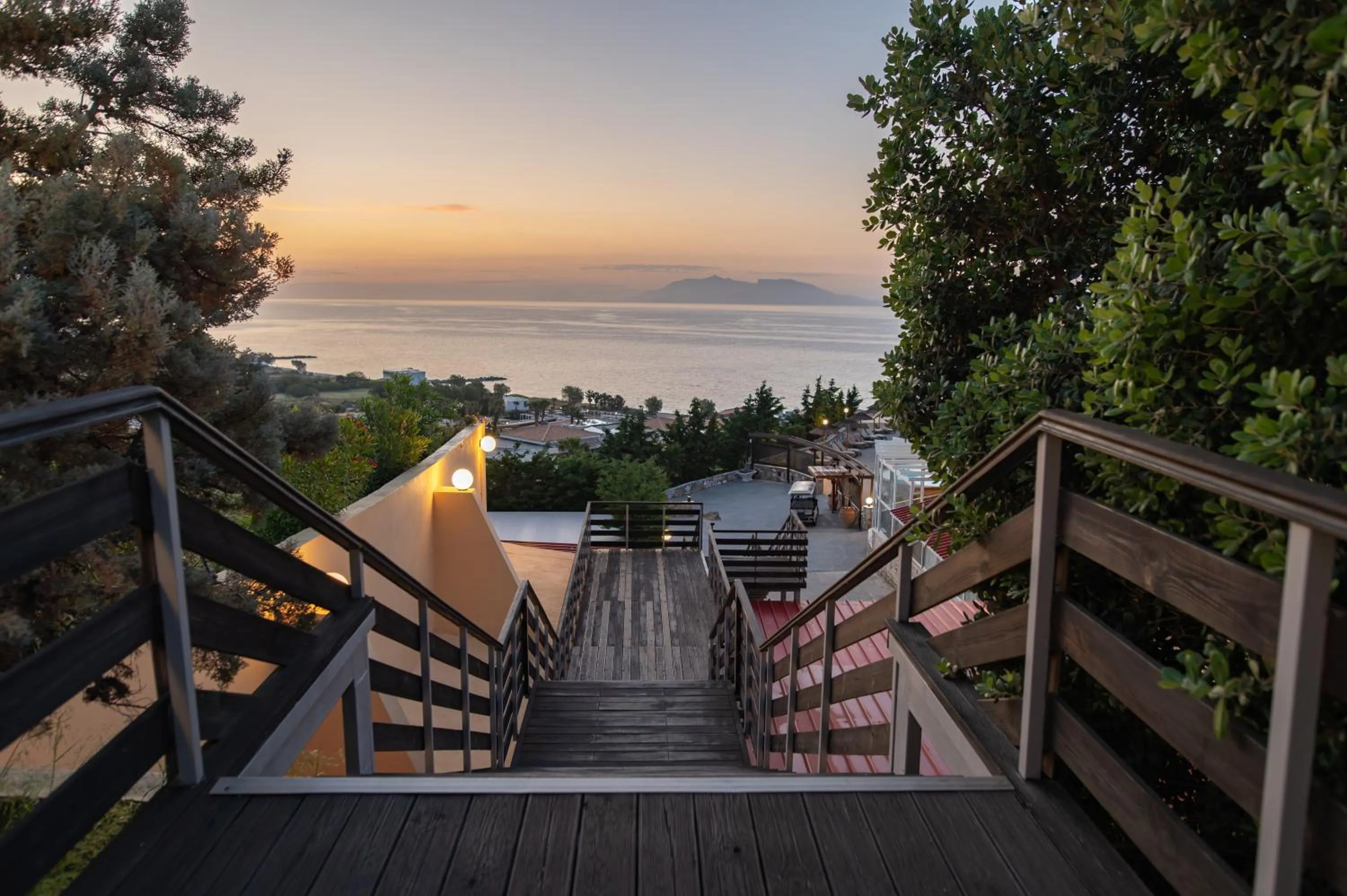 Grand Blue Beach Hotel