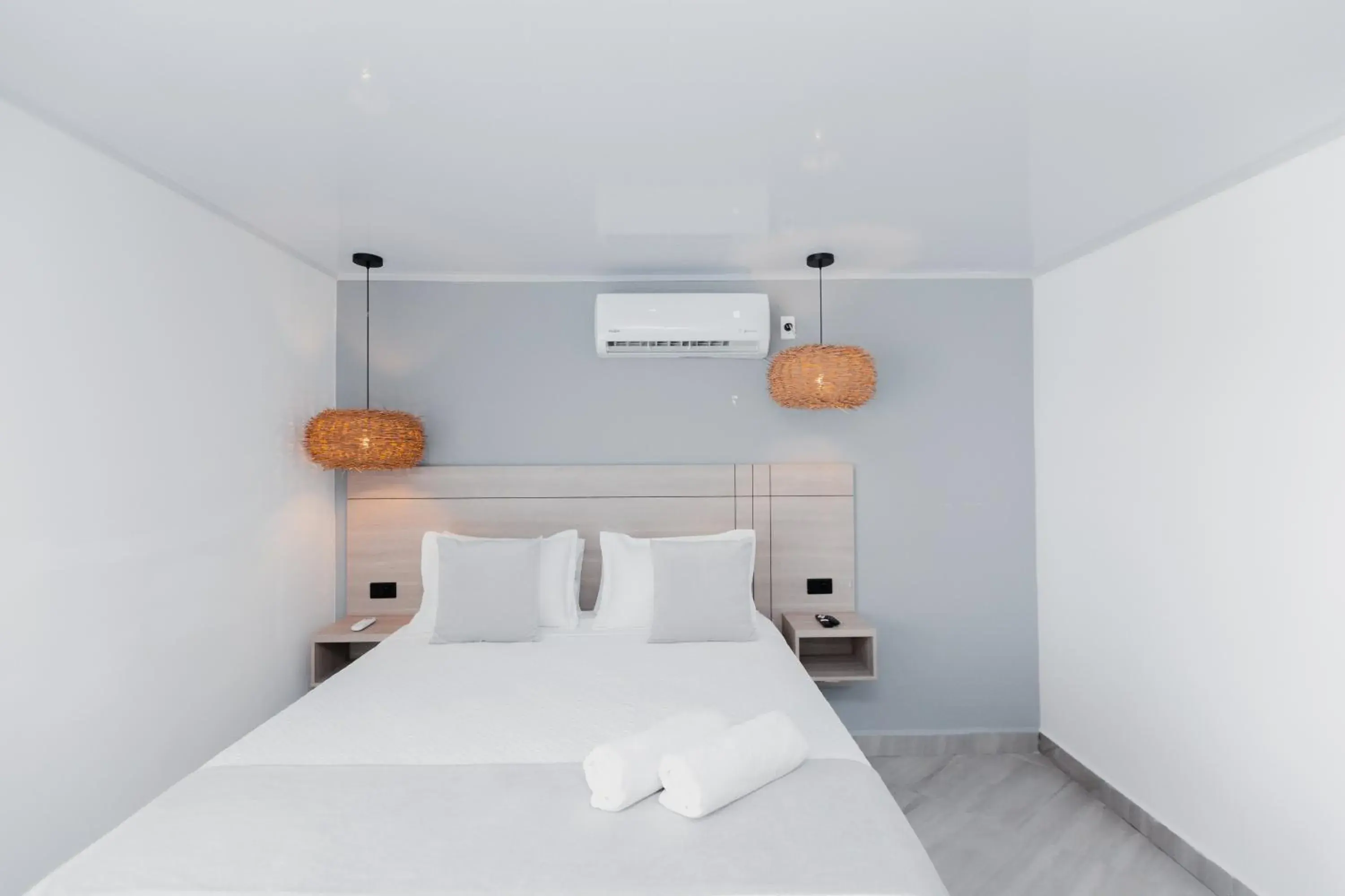 Photo of the whole room, Bed in Hotel Molino de Viento Photo of the whole room, Bed in Hotel Molino de Viento