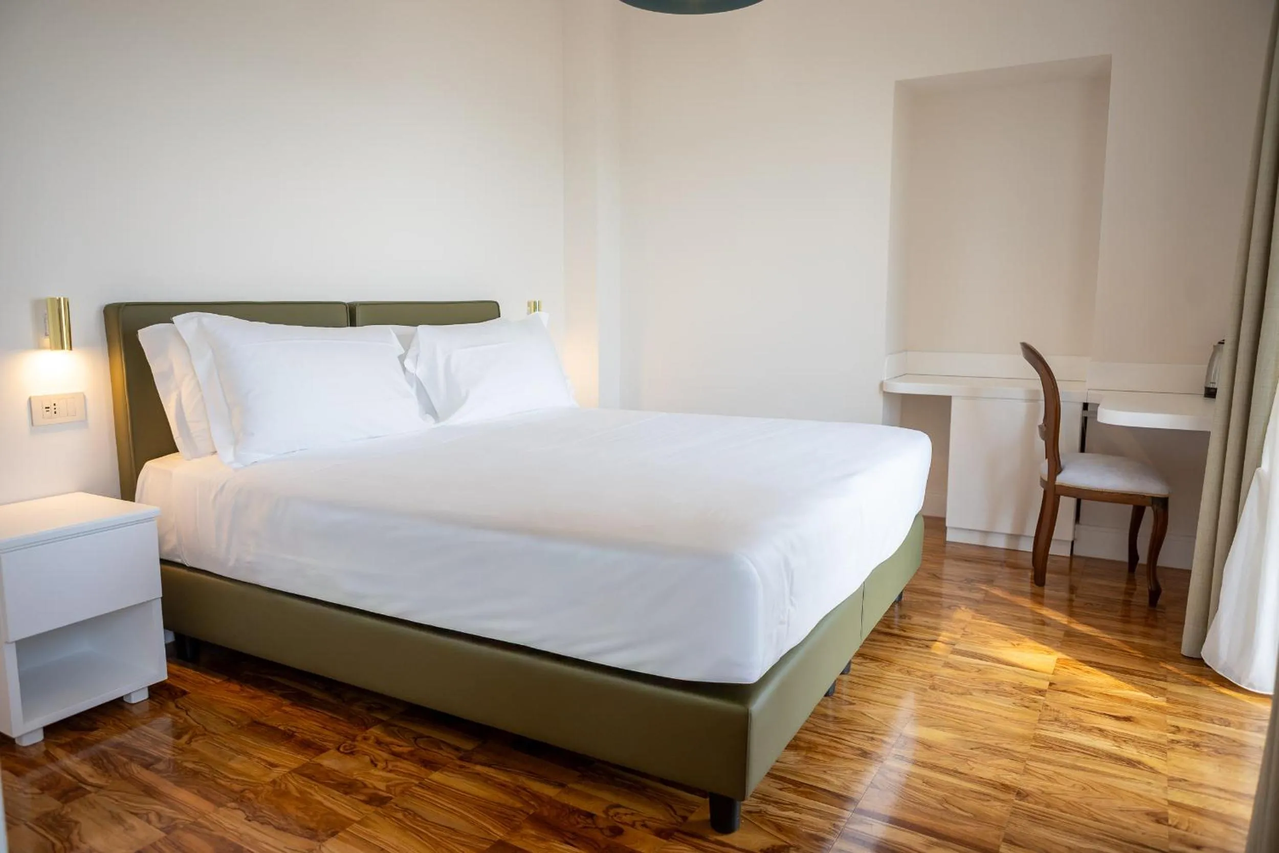 Bedroom, Bed in Villa Maria Teresa Boutique Hotel