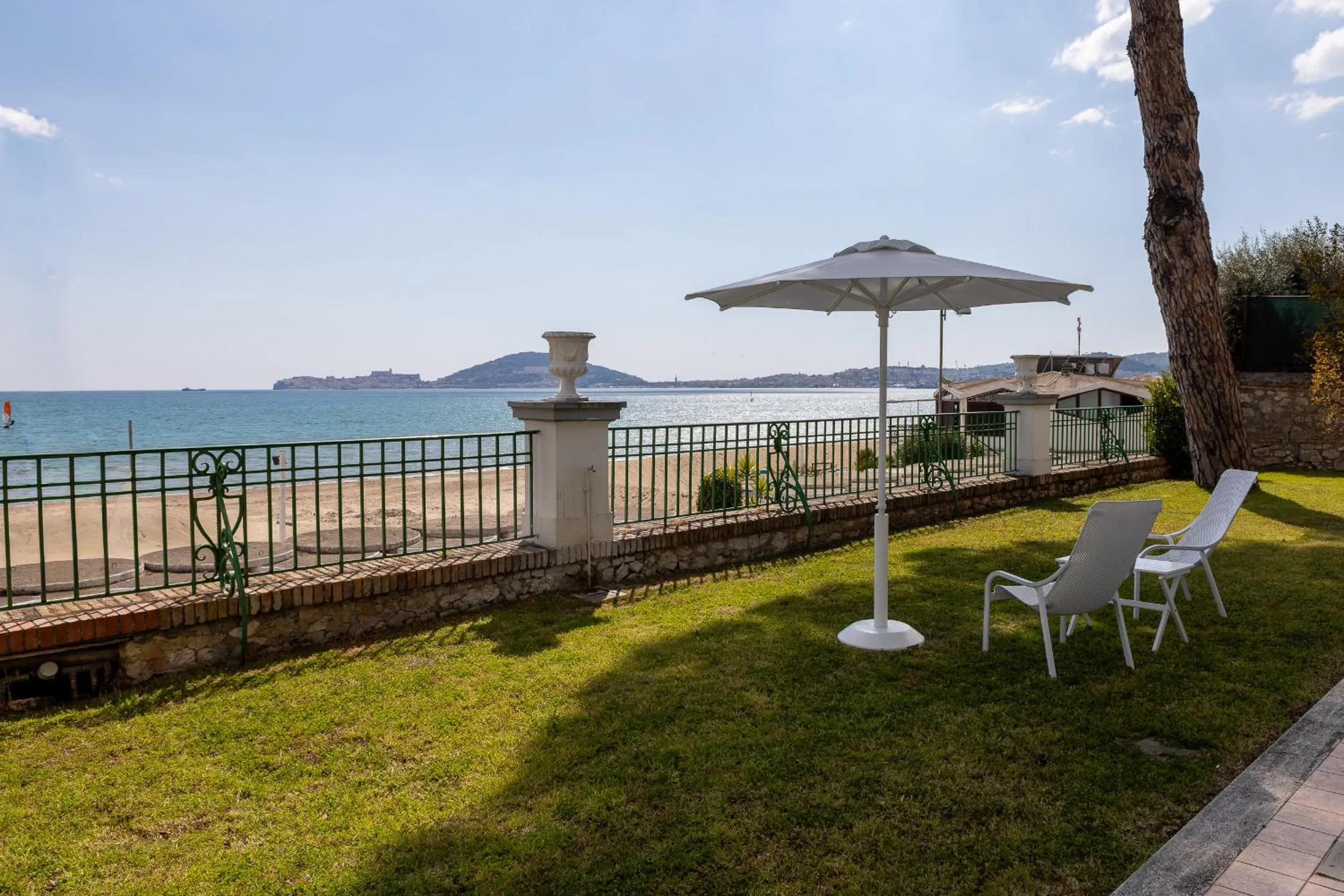 Patio in Villa Maria Teresa Boutique Hotel