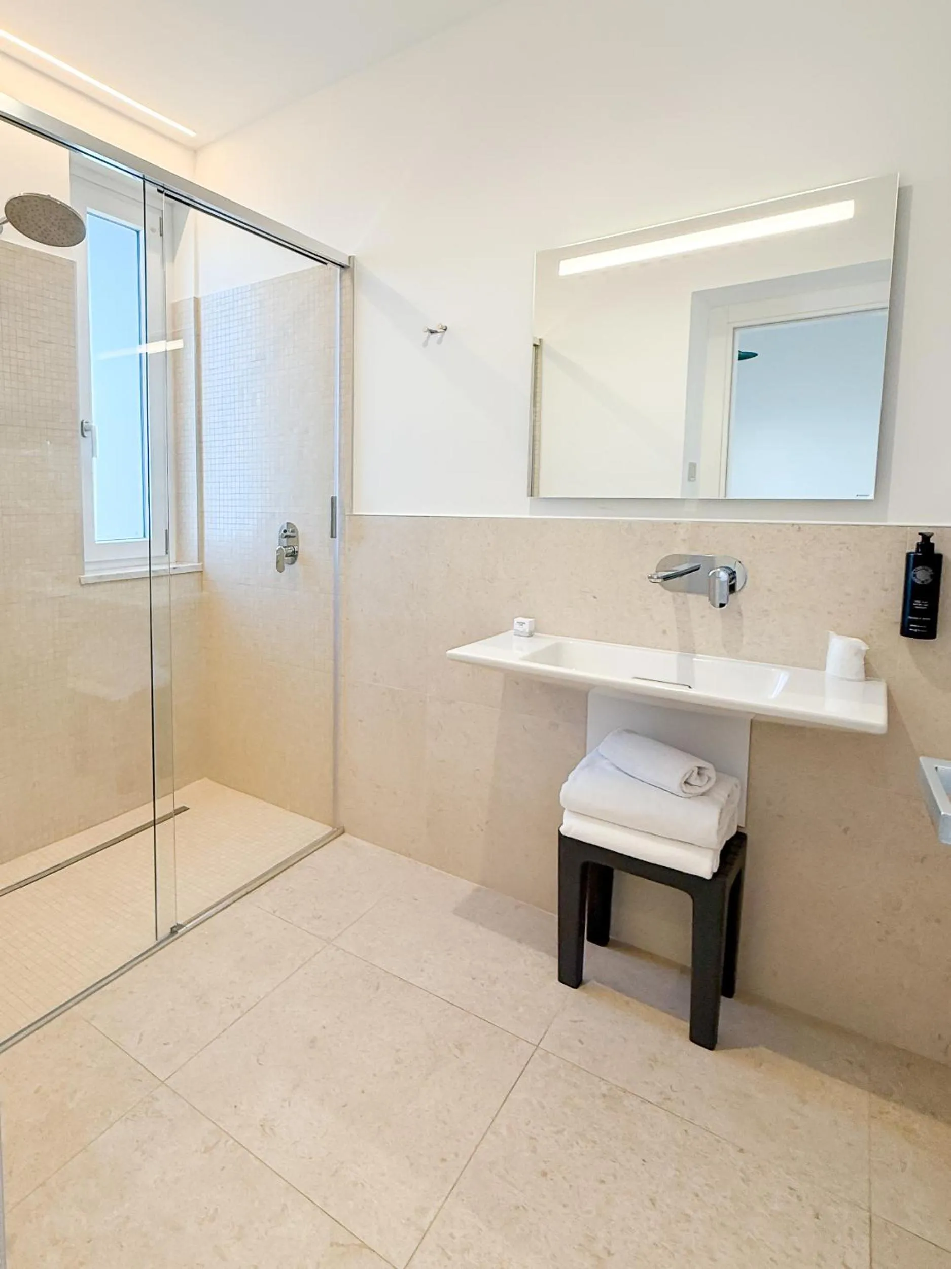 Bathroom in Villa Maria Teresa Boutique Hotel