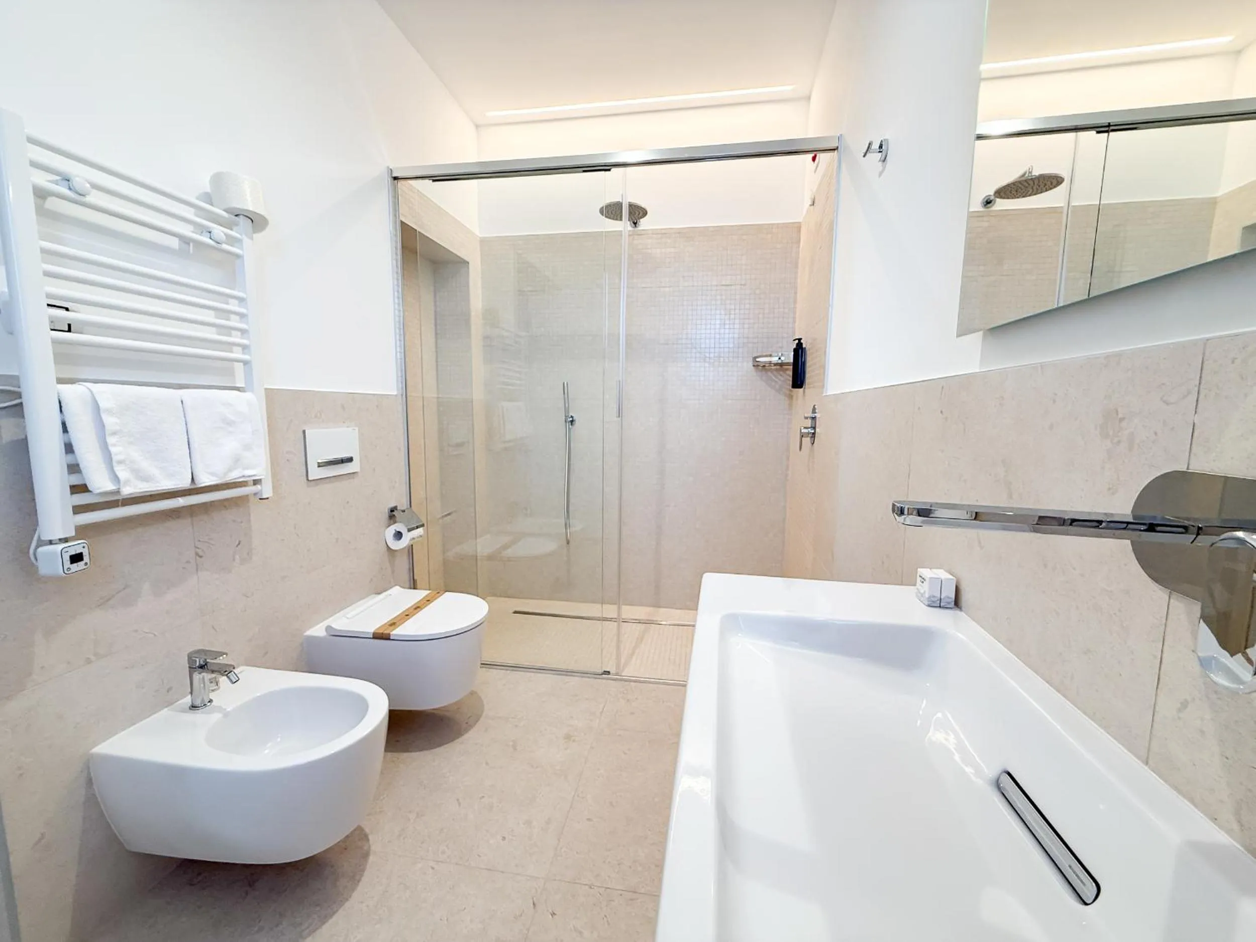 Bathroom in Villa Maria Teresa Boutique Hotel