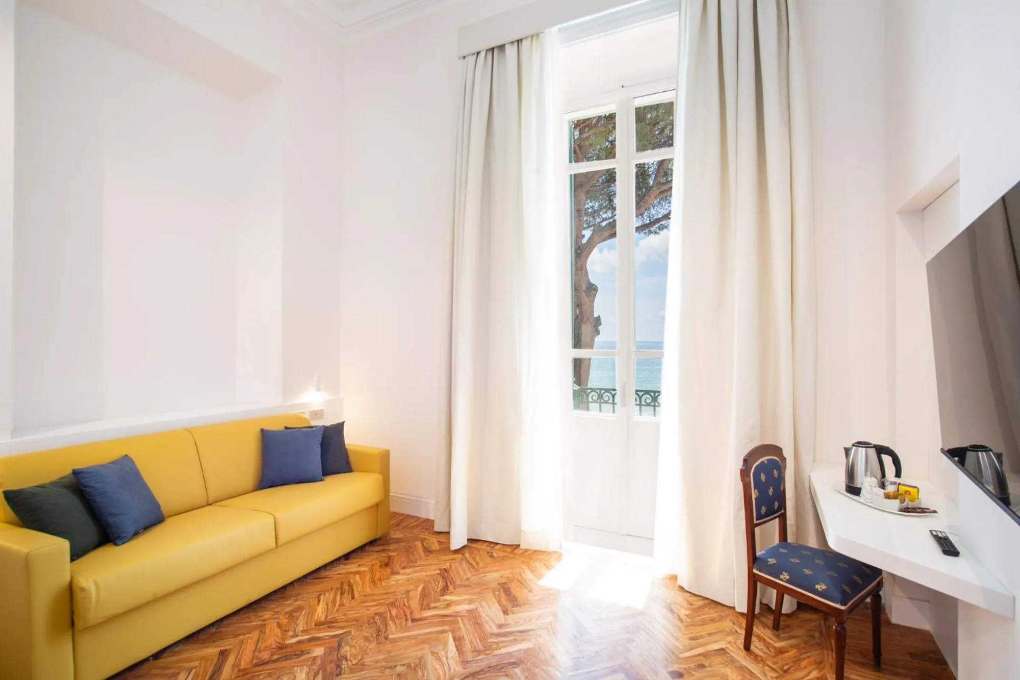 Living room in Villa Maria Teresa Boutique Hotel