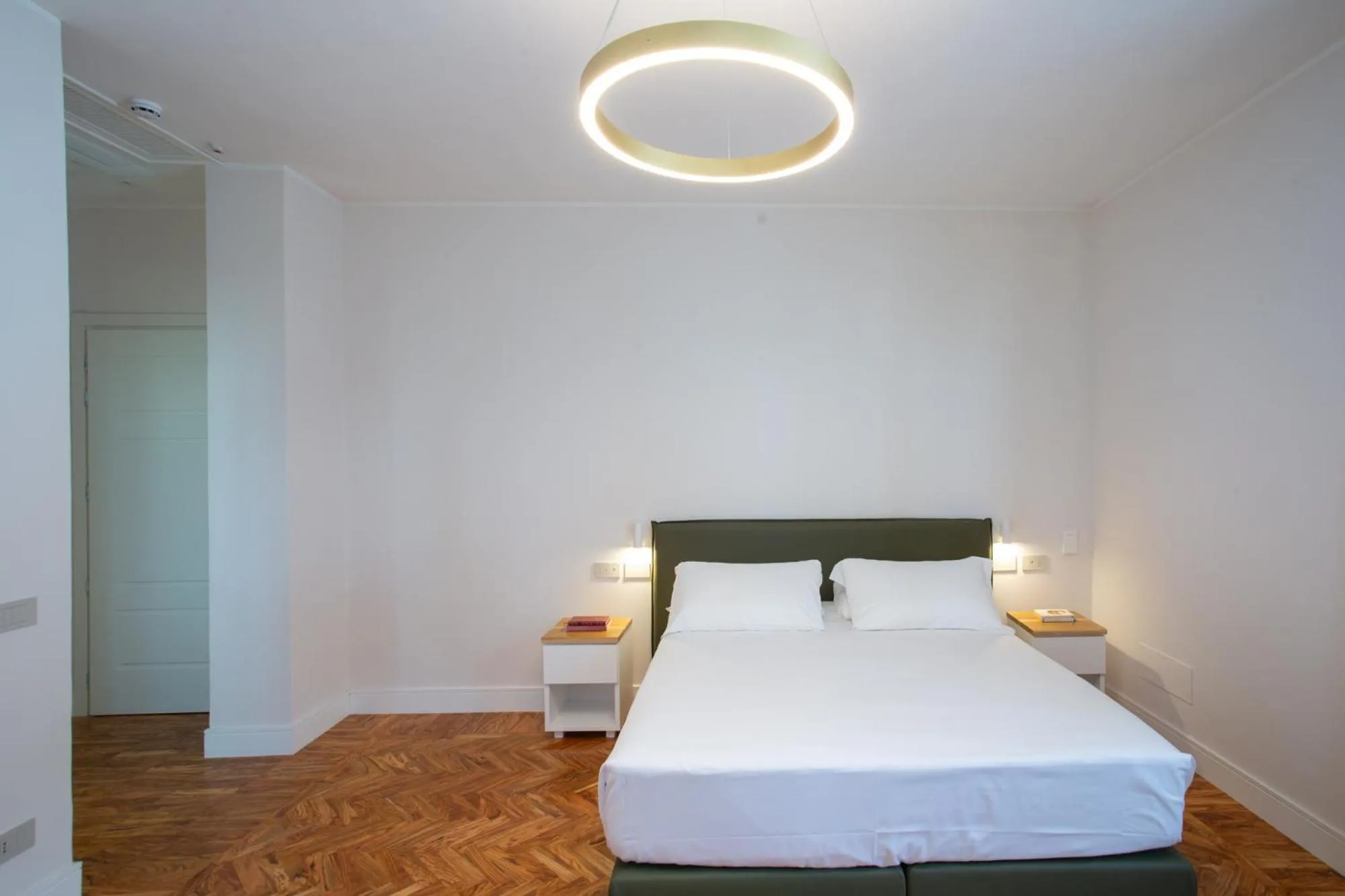 Bedroom, Bed in Villa Maria Teresa Boutique Hotel