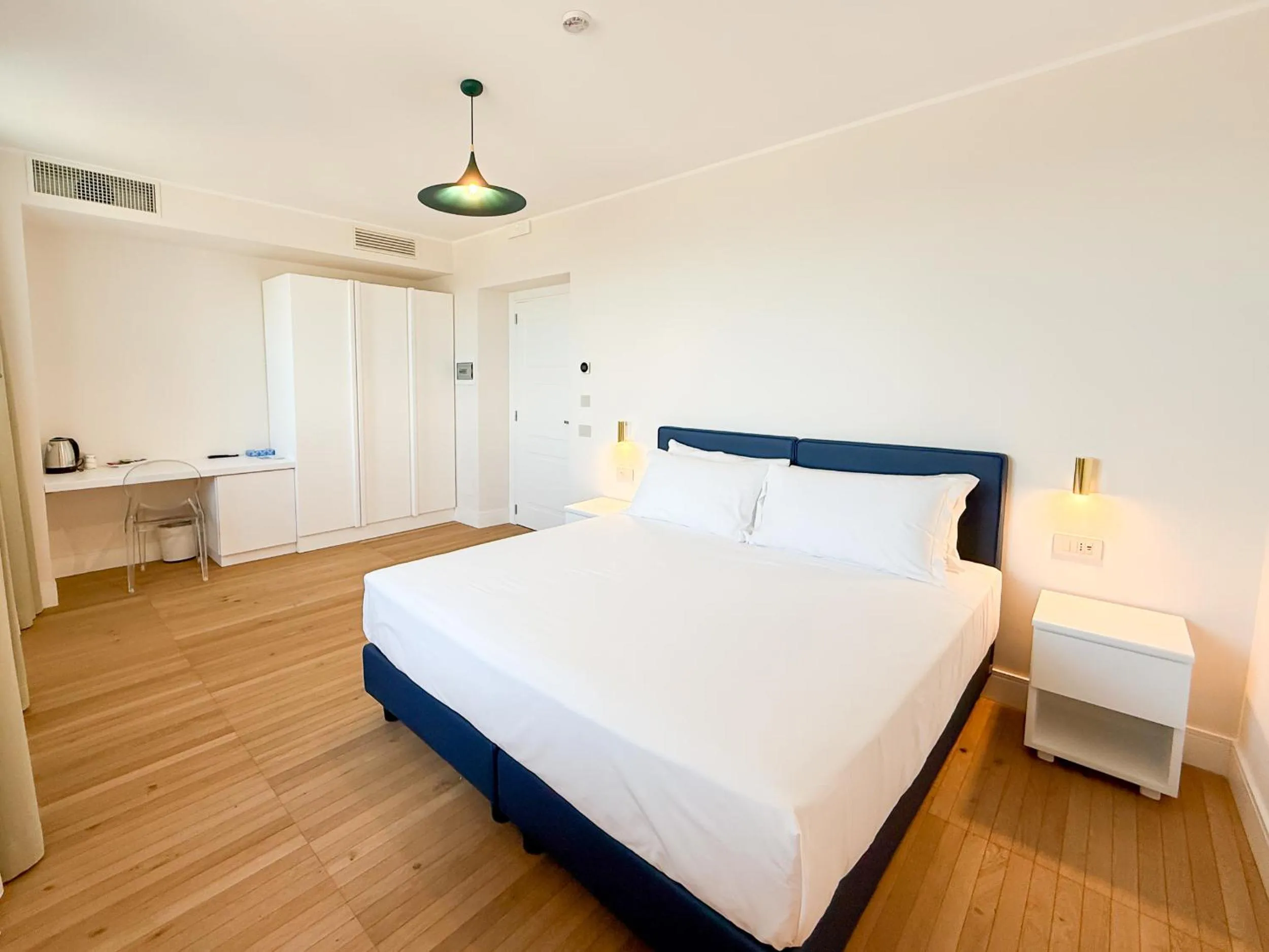 Bedroom, Bed in Villa Maria Teresa Boutique Hotel