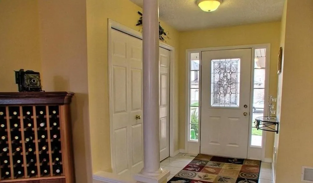 Decorative detail in HB Guest Home