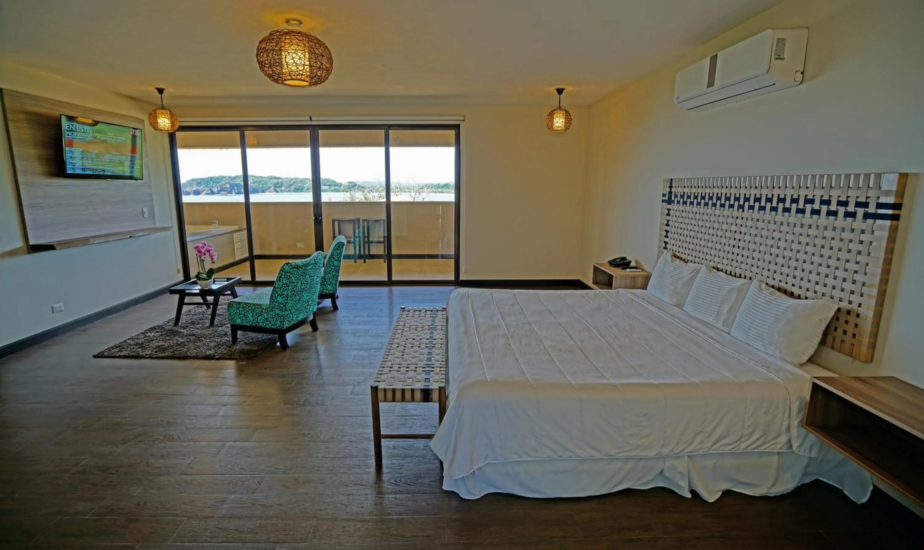 Photo of the whole room, Bed in Nammbú Beach Front Bungalows