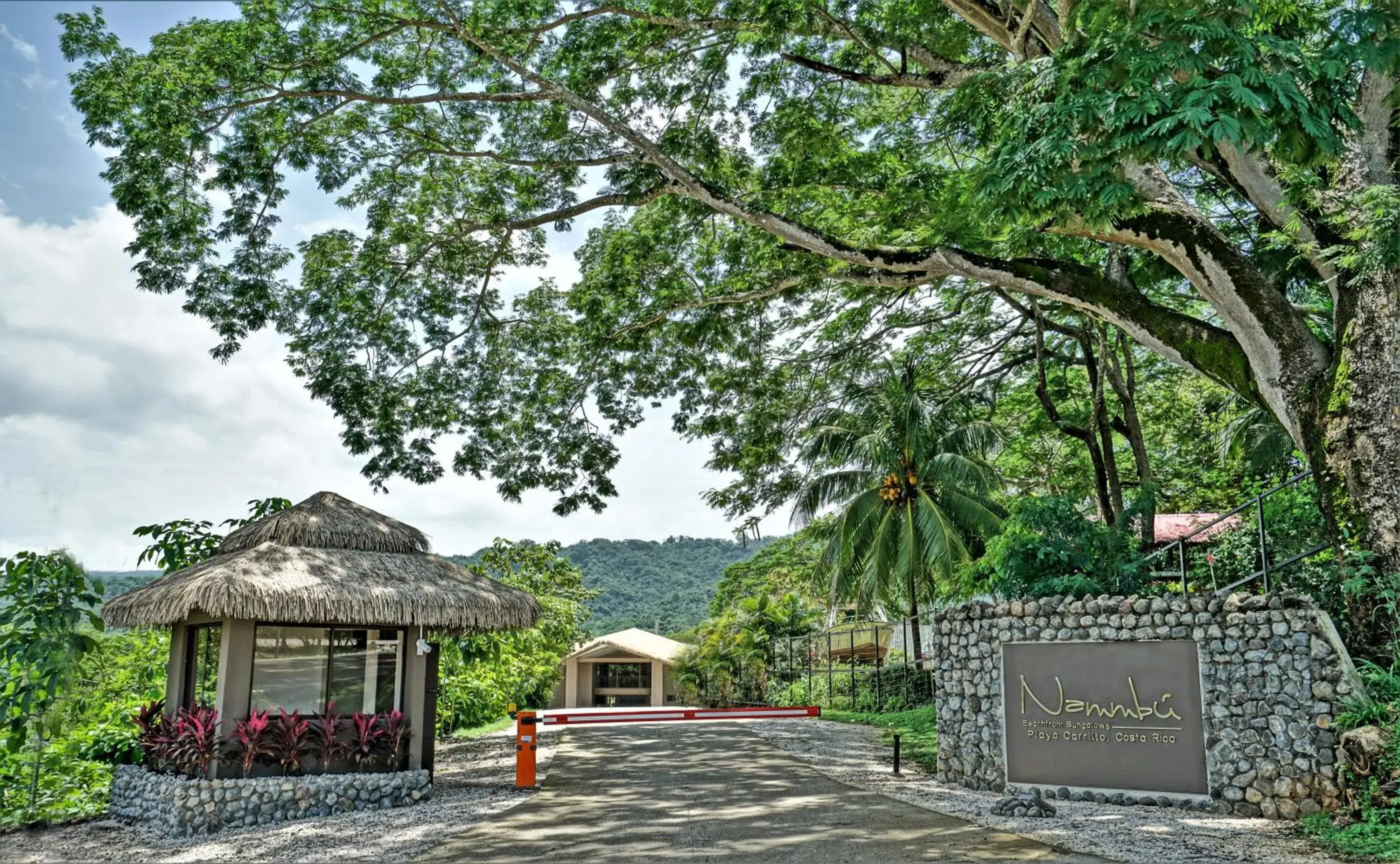 Facade/entrance in Nammbú Beach Front Bungalows Facade/entrance in Nammbú Beach Front Bungalows
