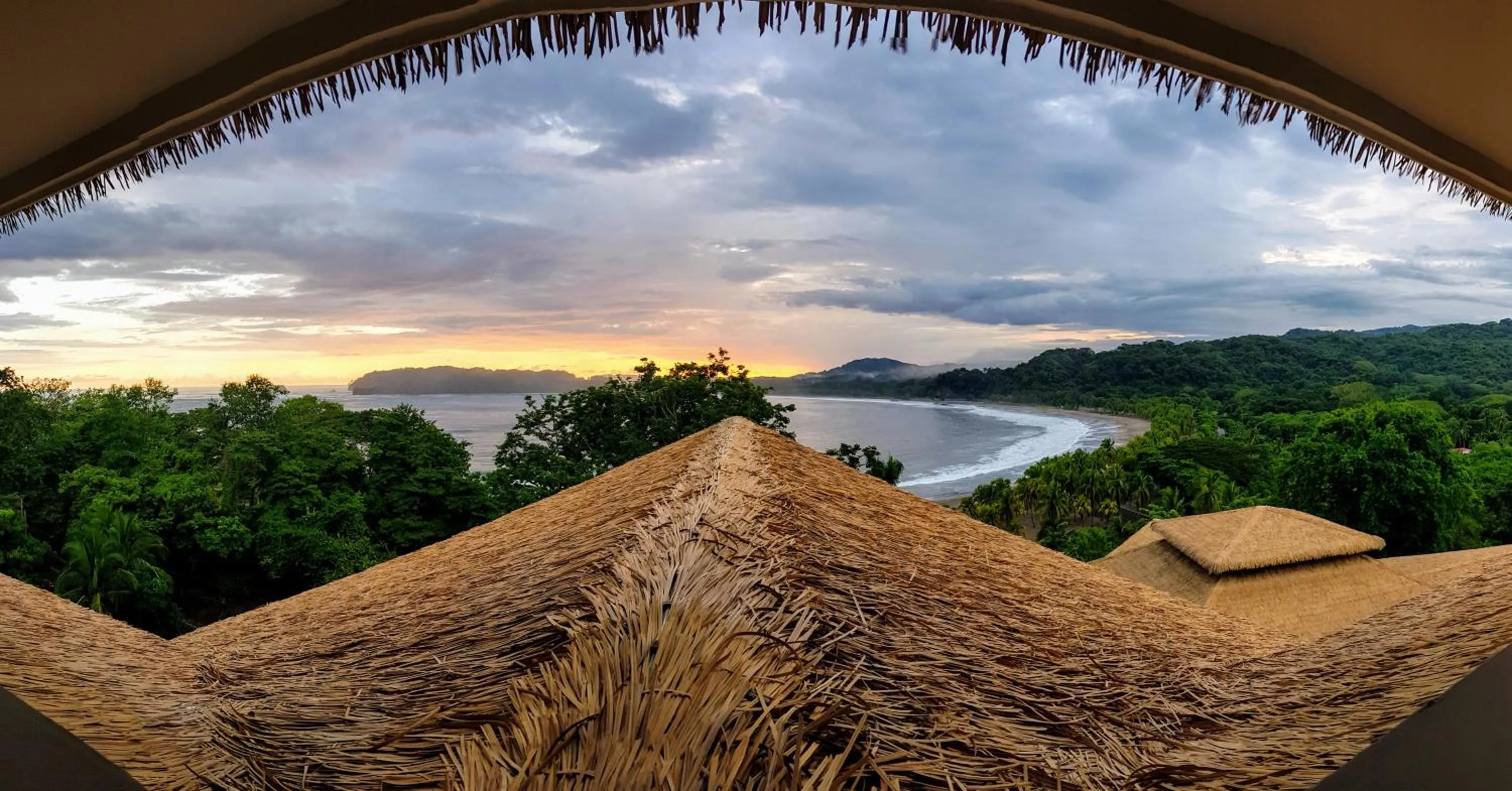 Sea view in Nammbú Beach Front Bungalows
