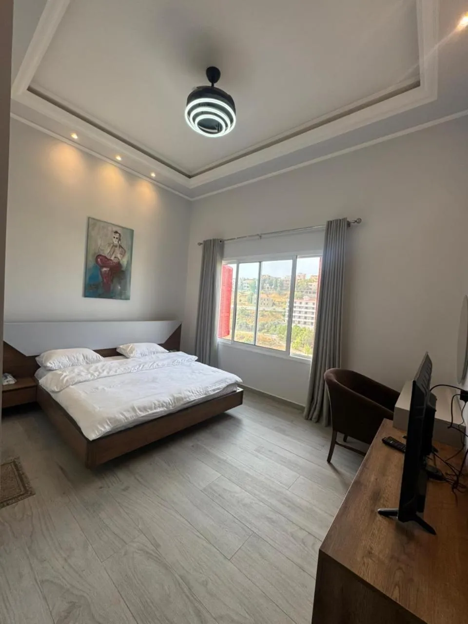 Bed in Terminal K Bhamdoun Hotel