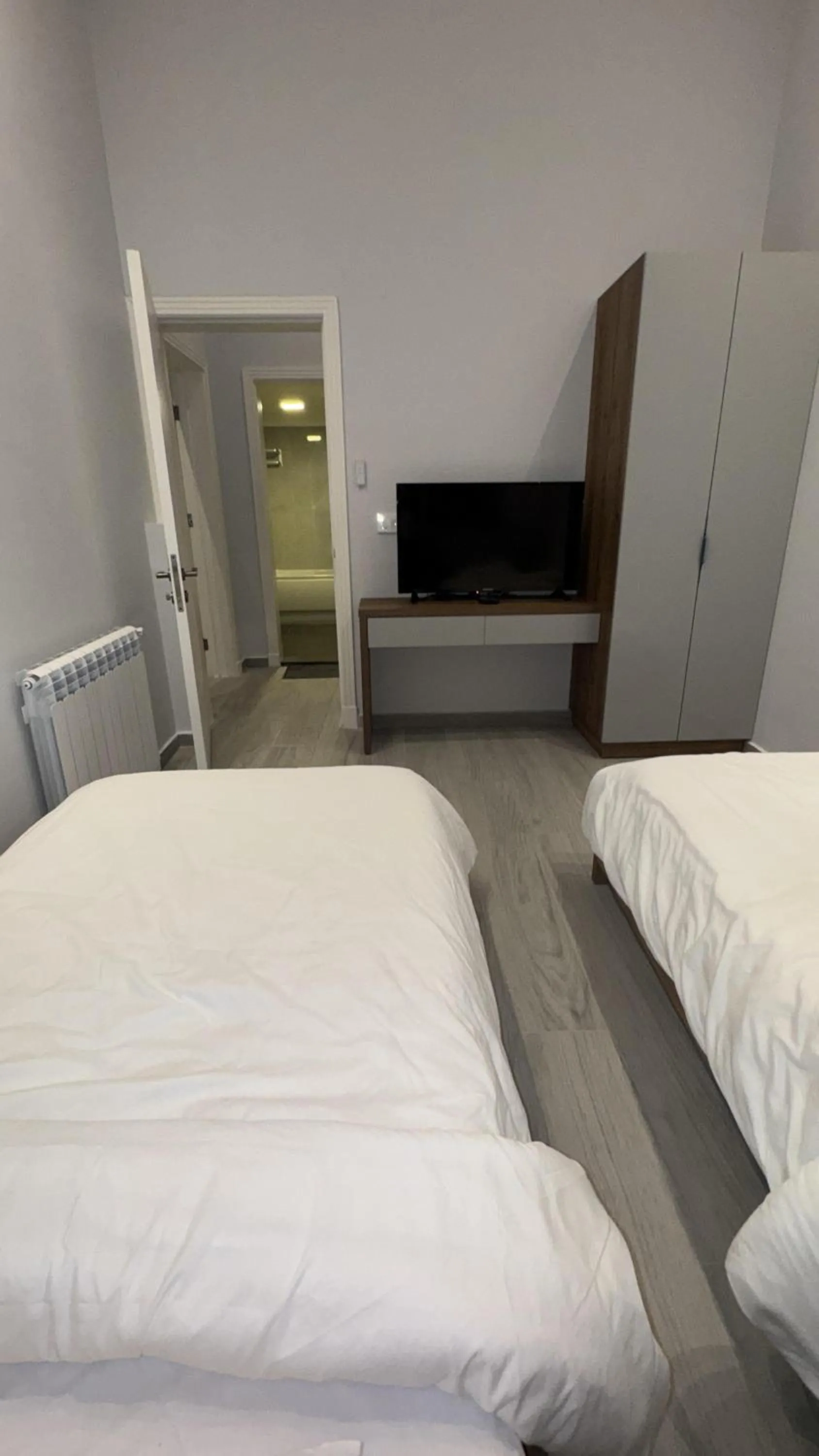 Bed in Terminal K Bhamdoun Hotel