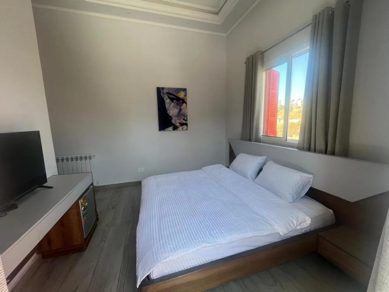 Bed in Terminal K Bhamdoun Hotel
