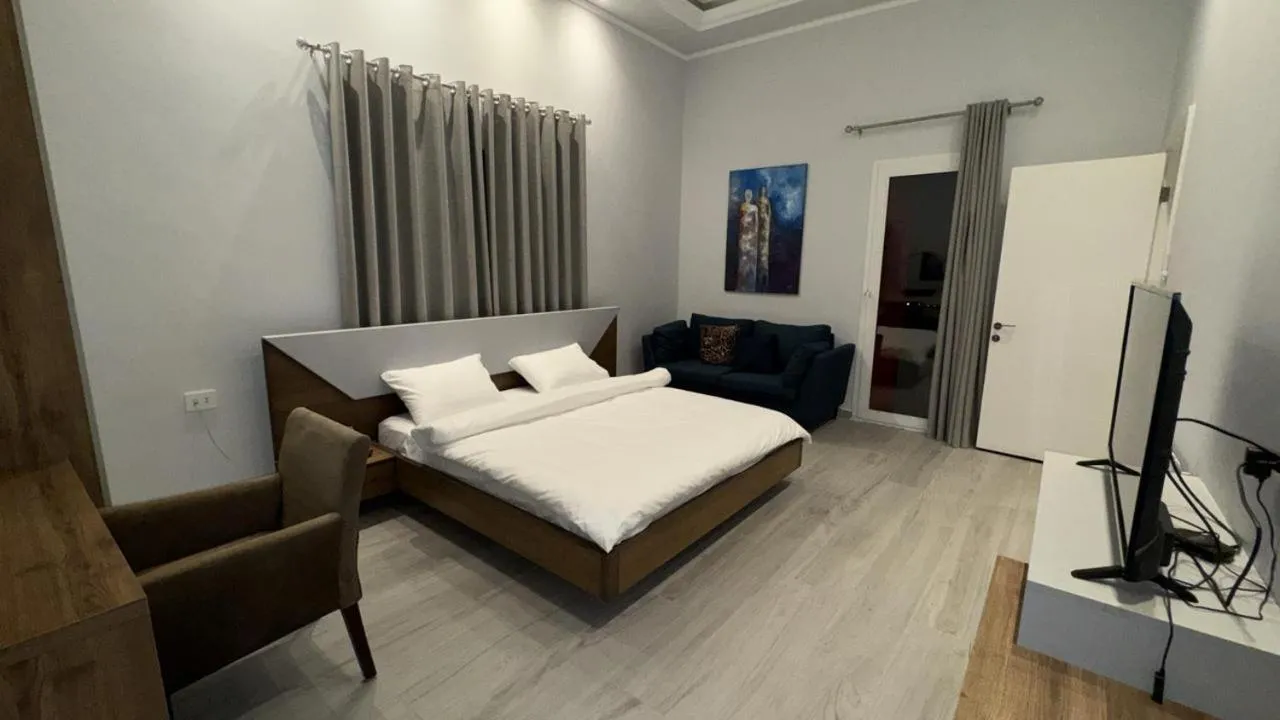 Bed in Terminal K Bhamdoun Hotel