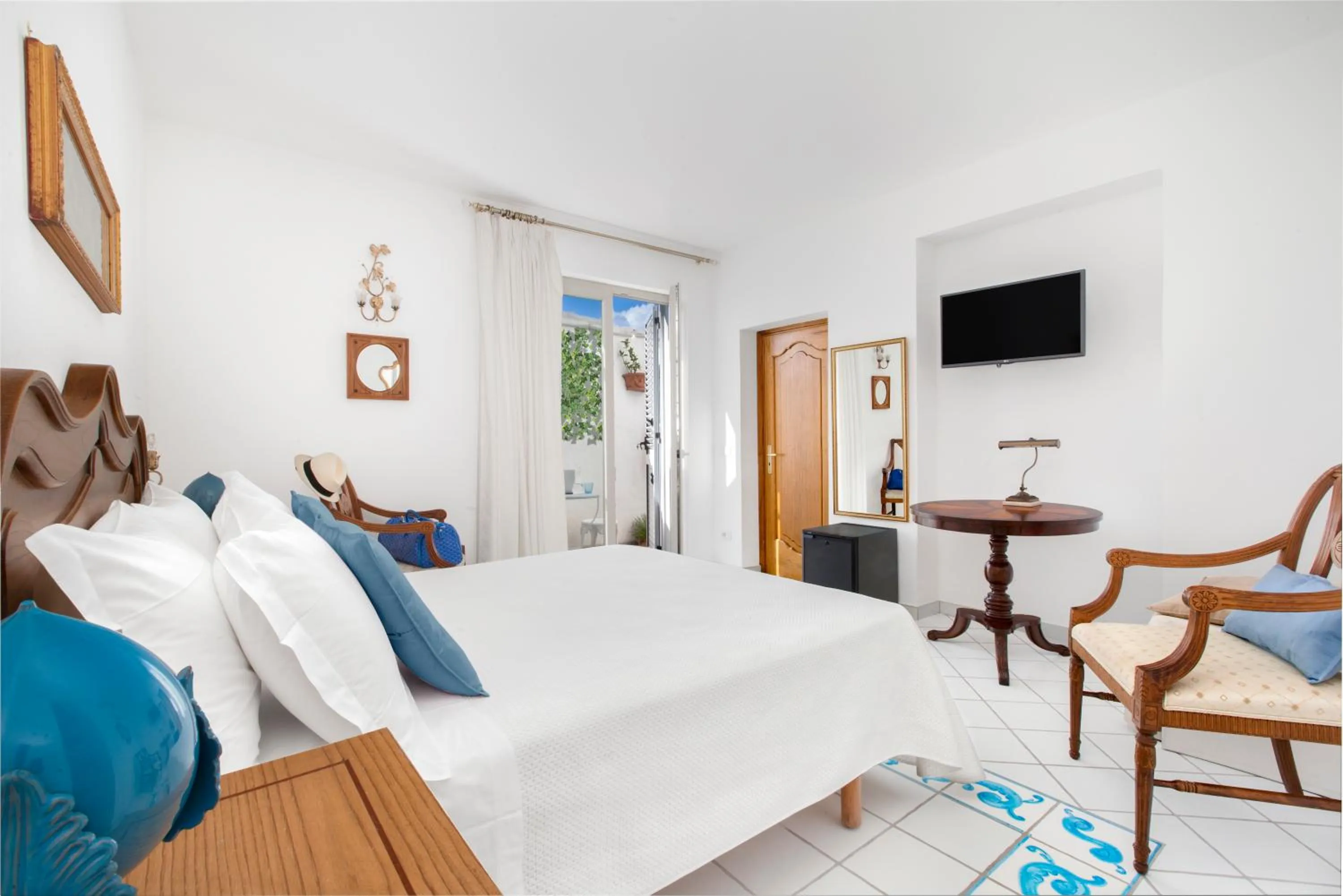 Bed in Hotel Smeraldo