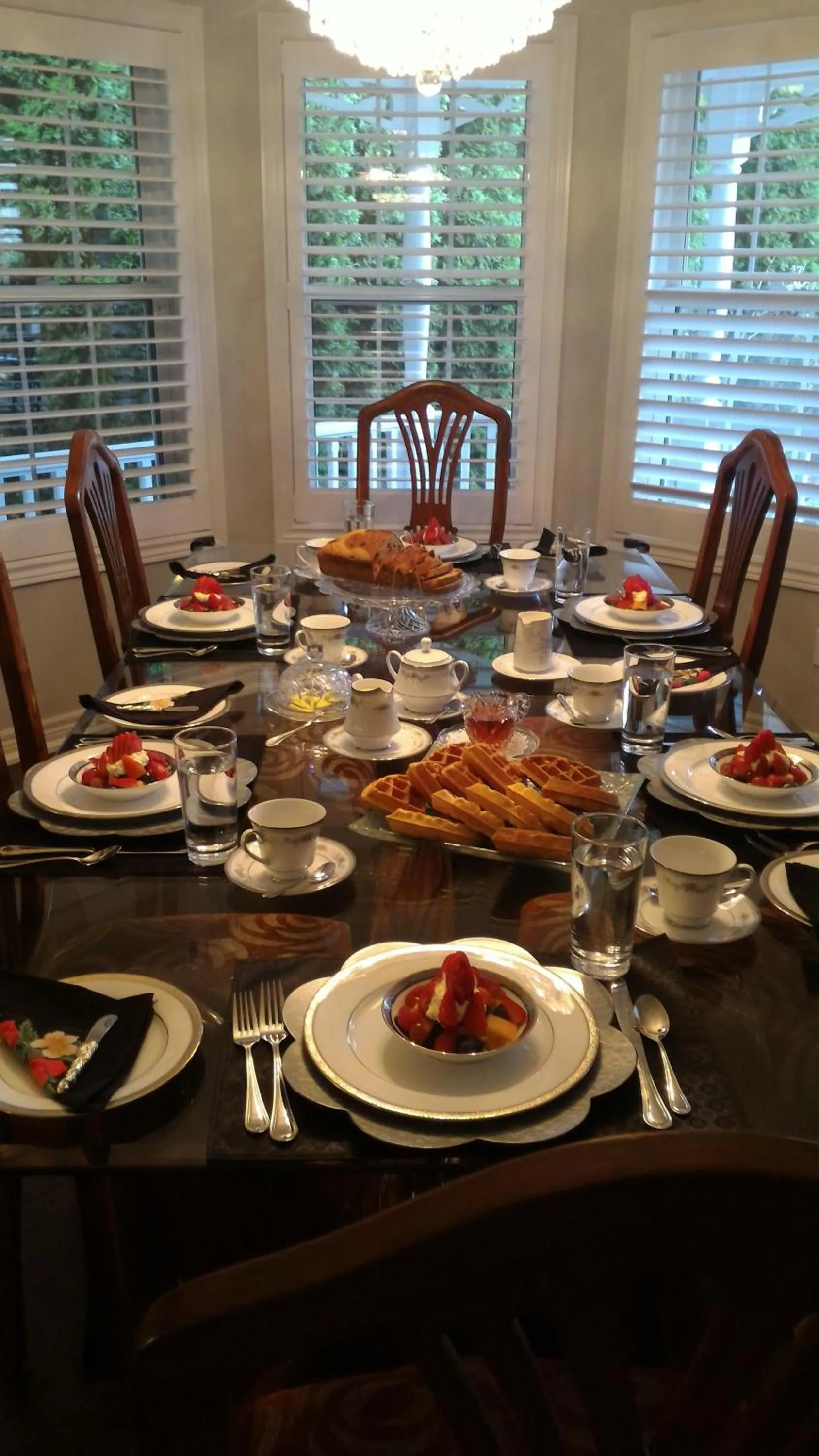 Breakfast in Blue Skies Bed & Breakfast