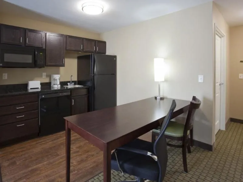 Kitchen or kitchenette in GrandStay Hotel & Suites Thief River Falls