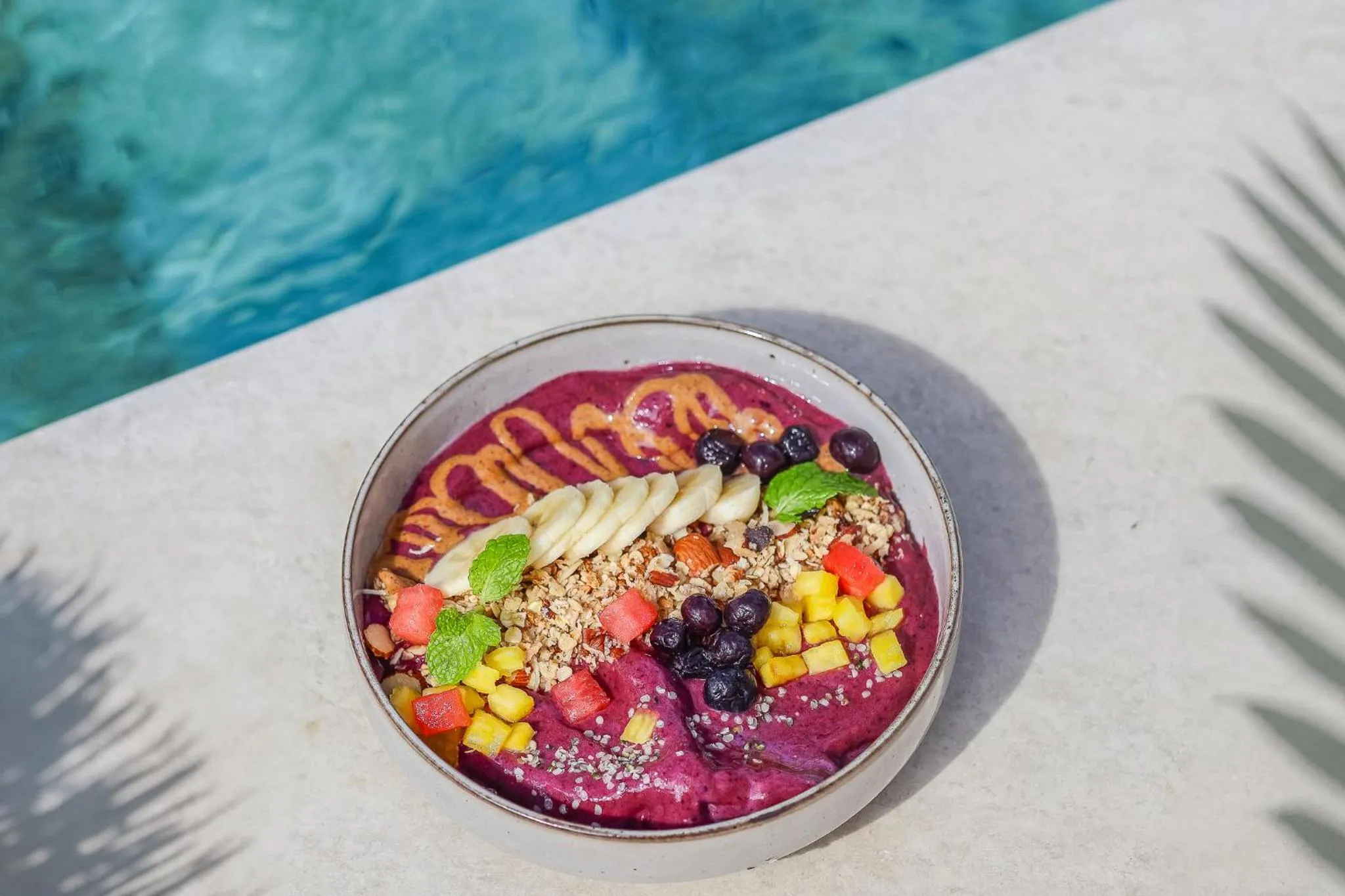 Dining area in Les Voiles Blanches - Luxury Lodge