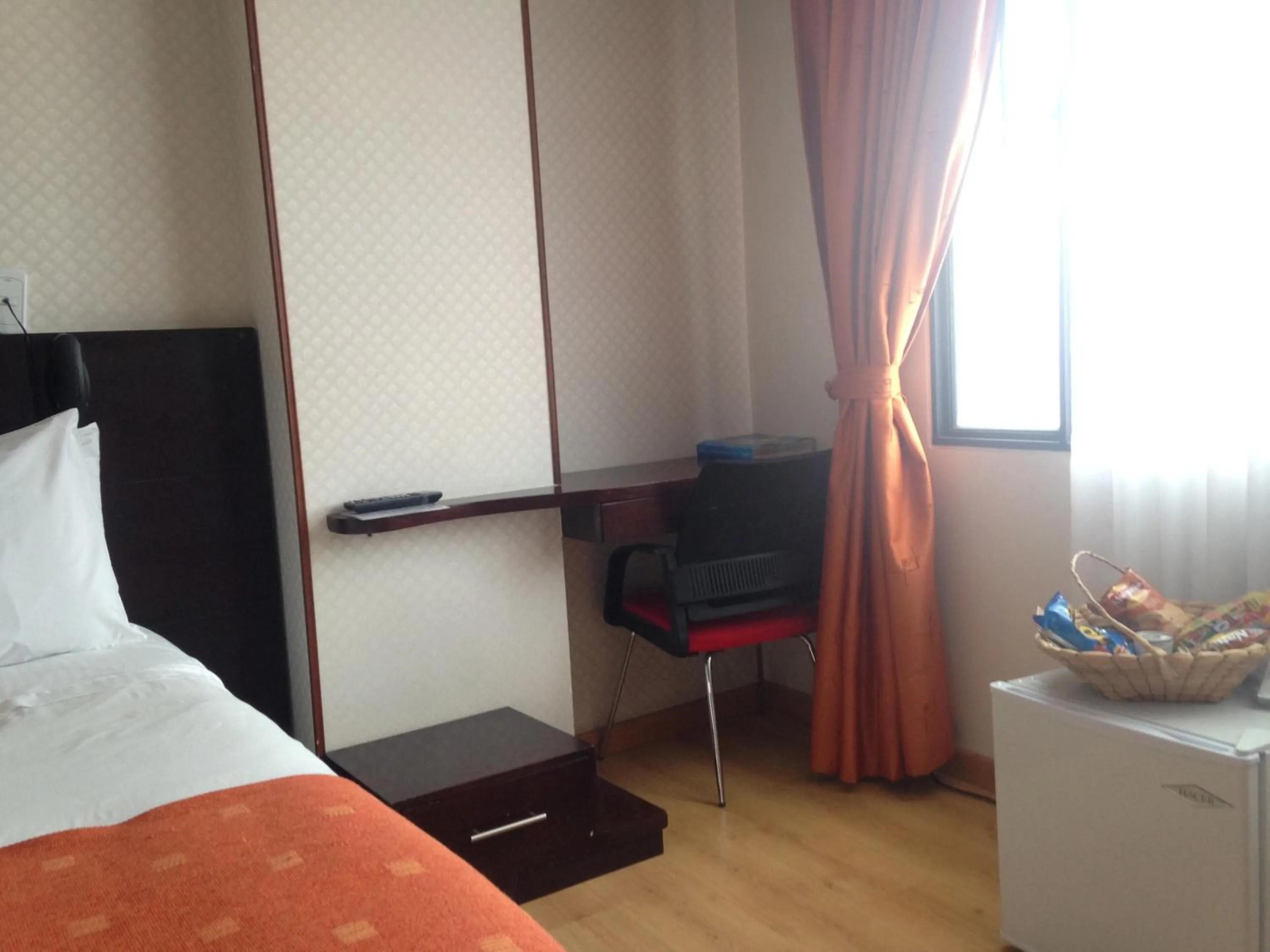 Seating area, Bed in Hotel Plaza Muisca