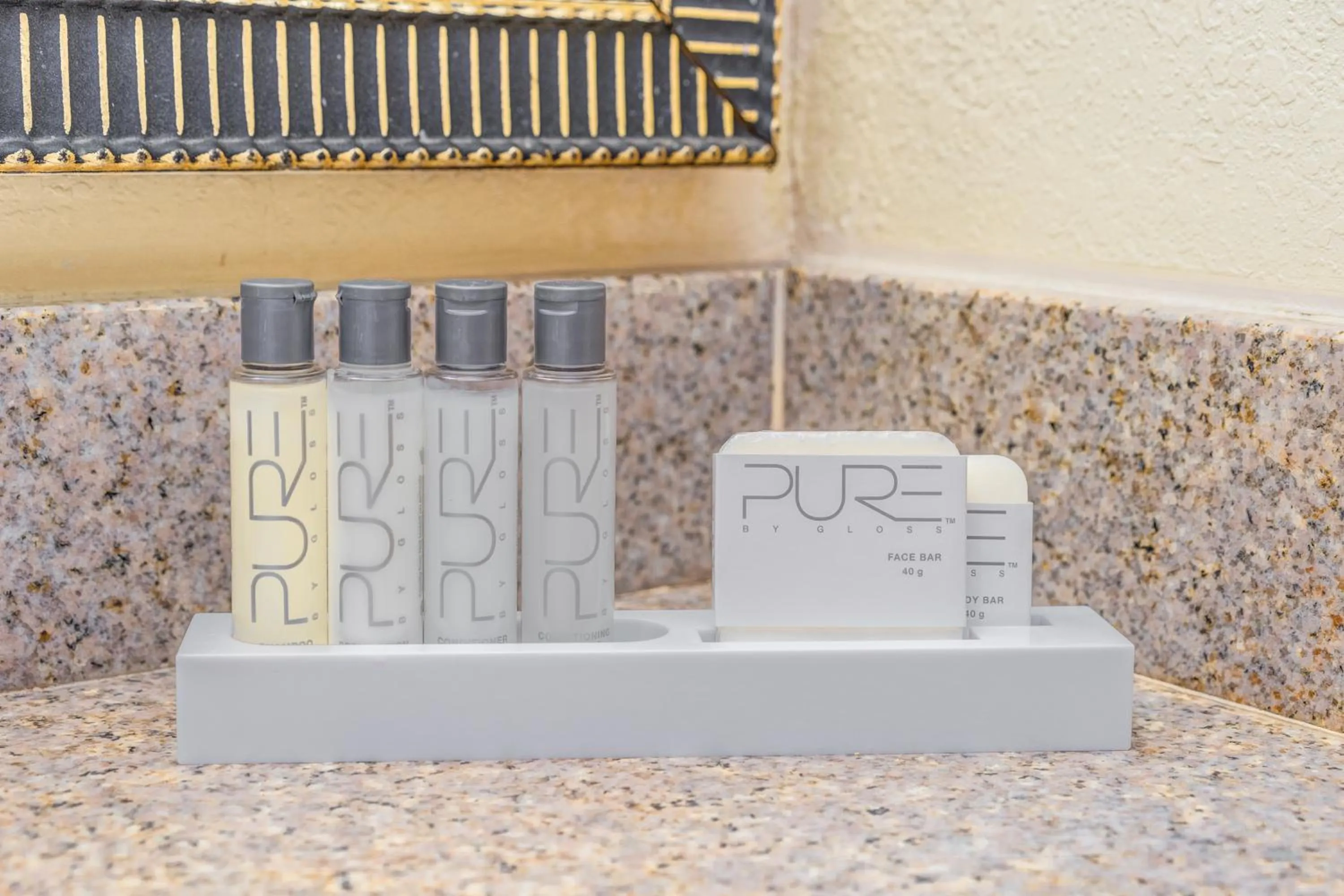 Queen Suite in Clarion Inn Sierra Vista near Ft Huachuca