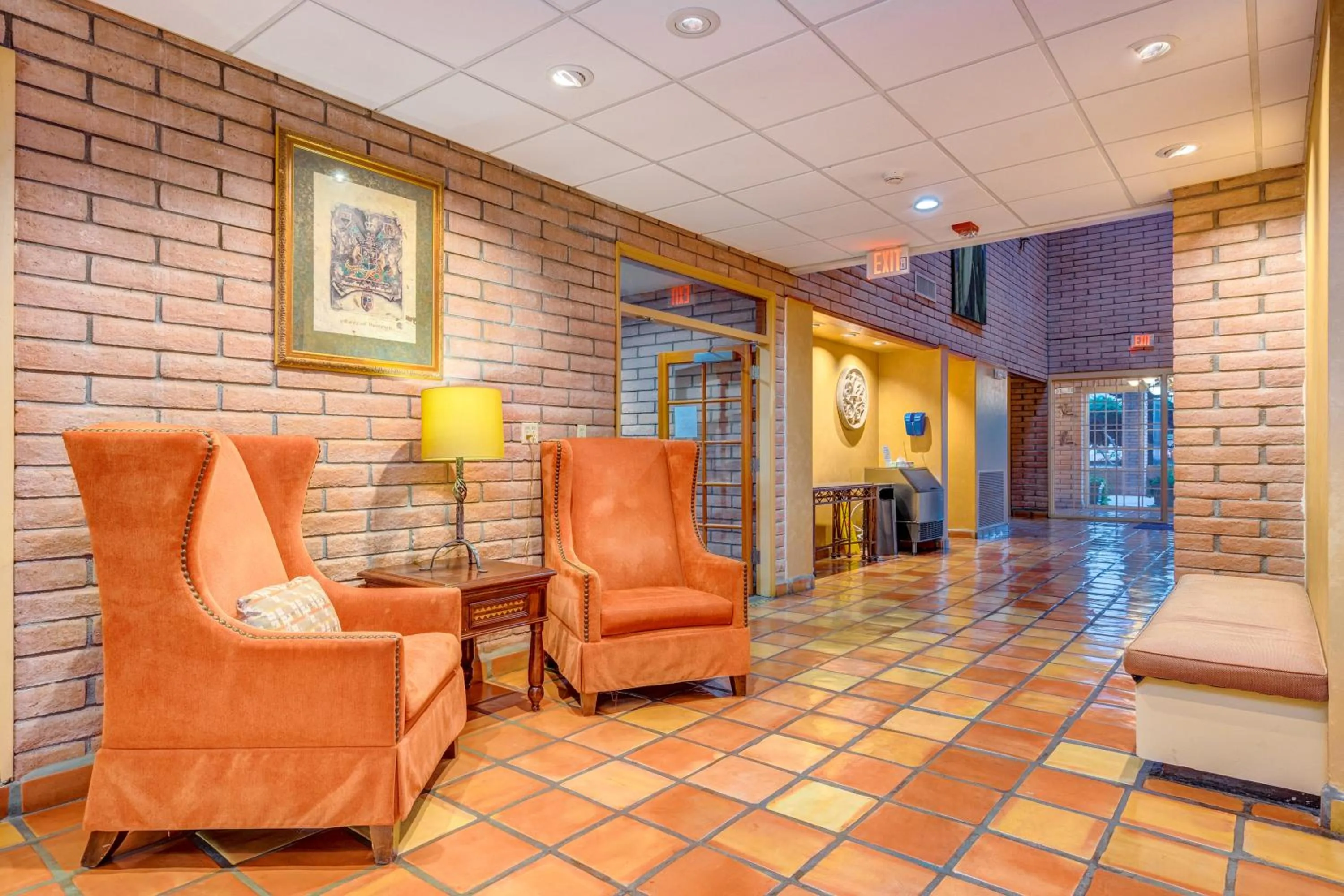 Lobby or reception in Clarion Inn