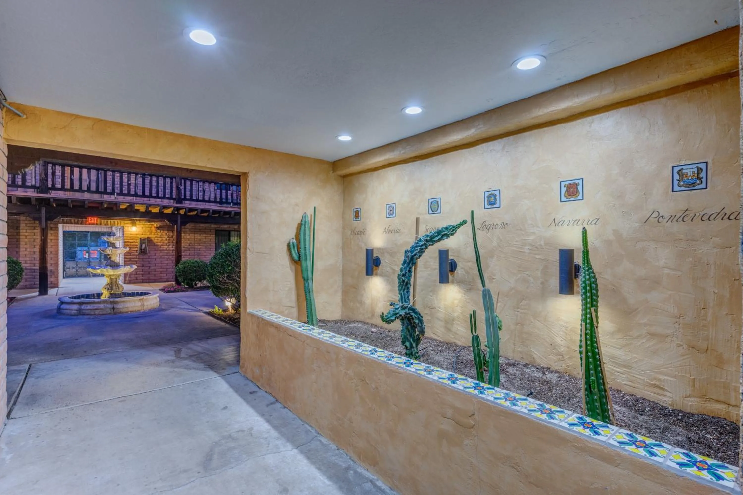 Decorative detail in Clarion Inn