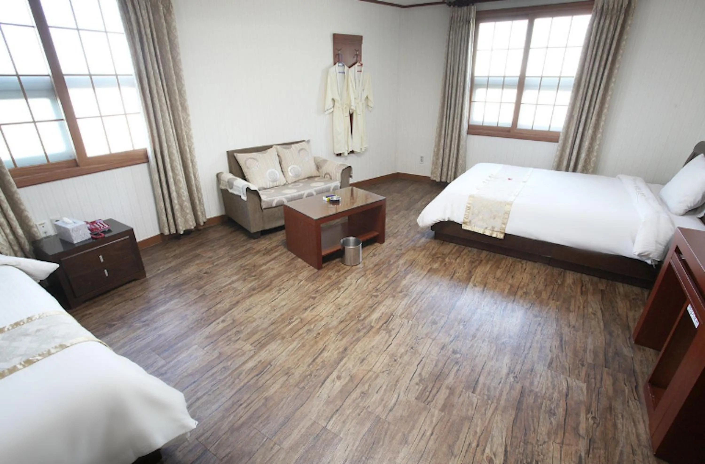 Bed in Orange Hotel Jeju