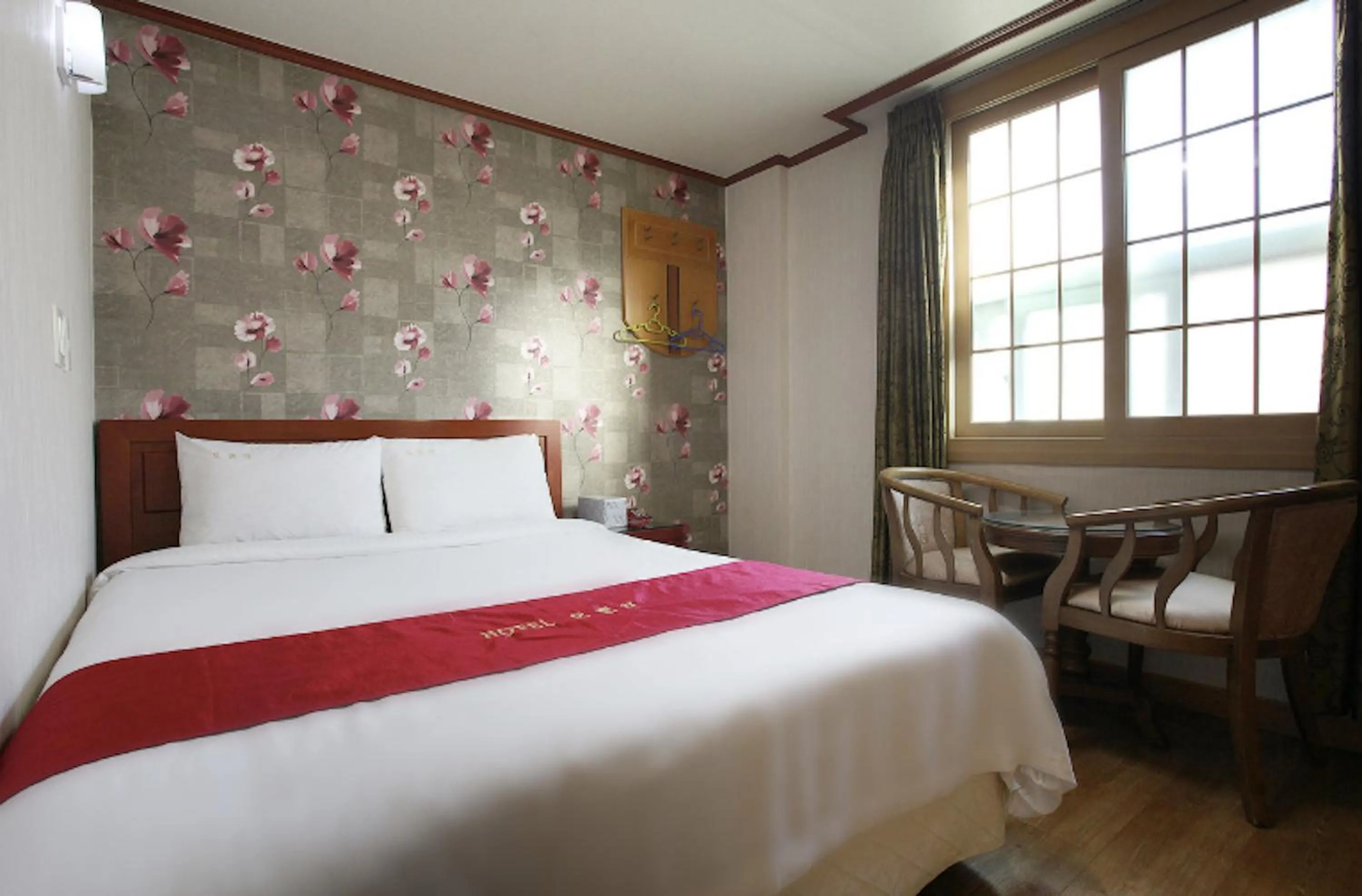 Bed in Orange Hotel Jeju