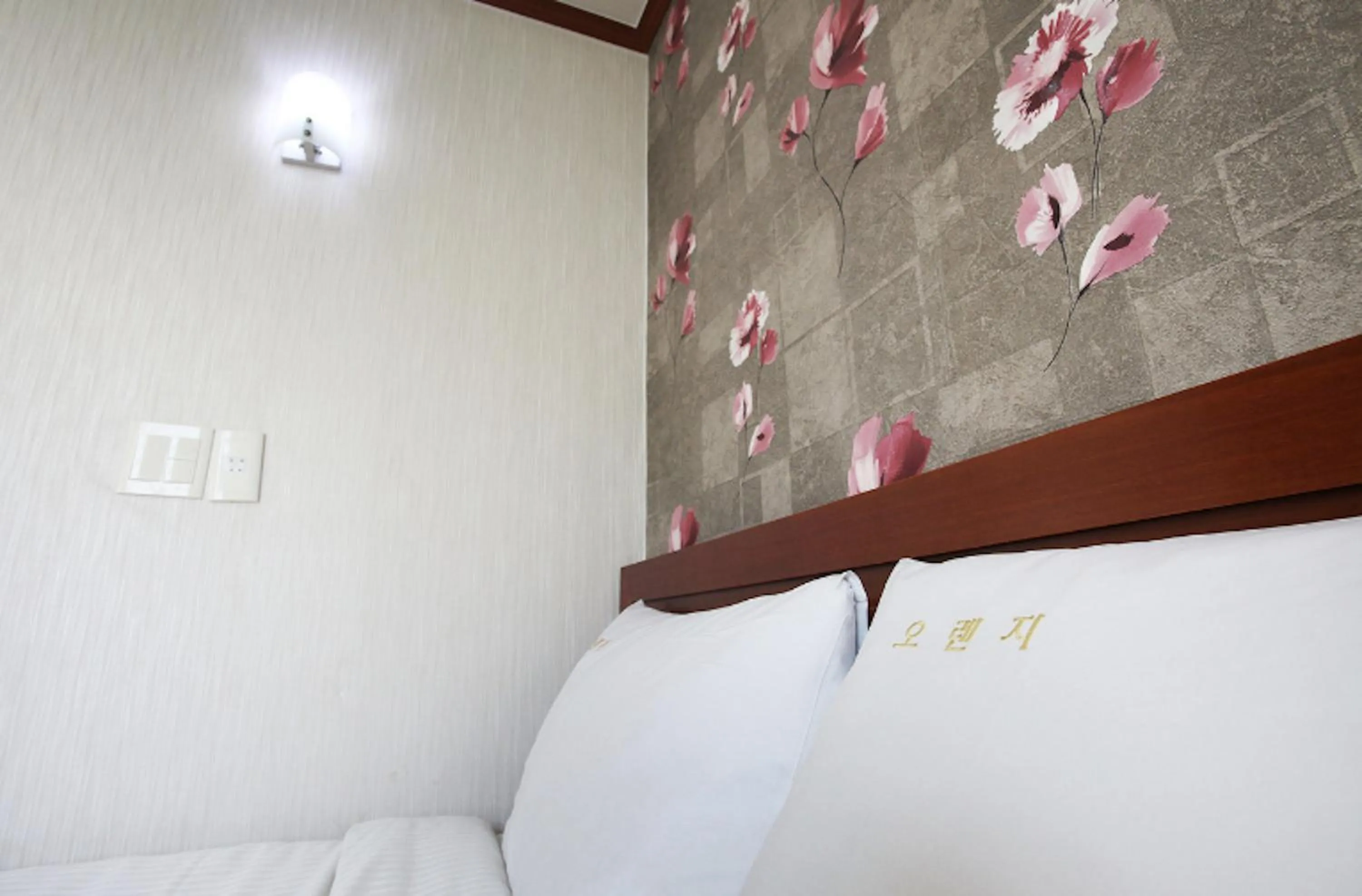 Bed in Orange Hotel Jeju