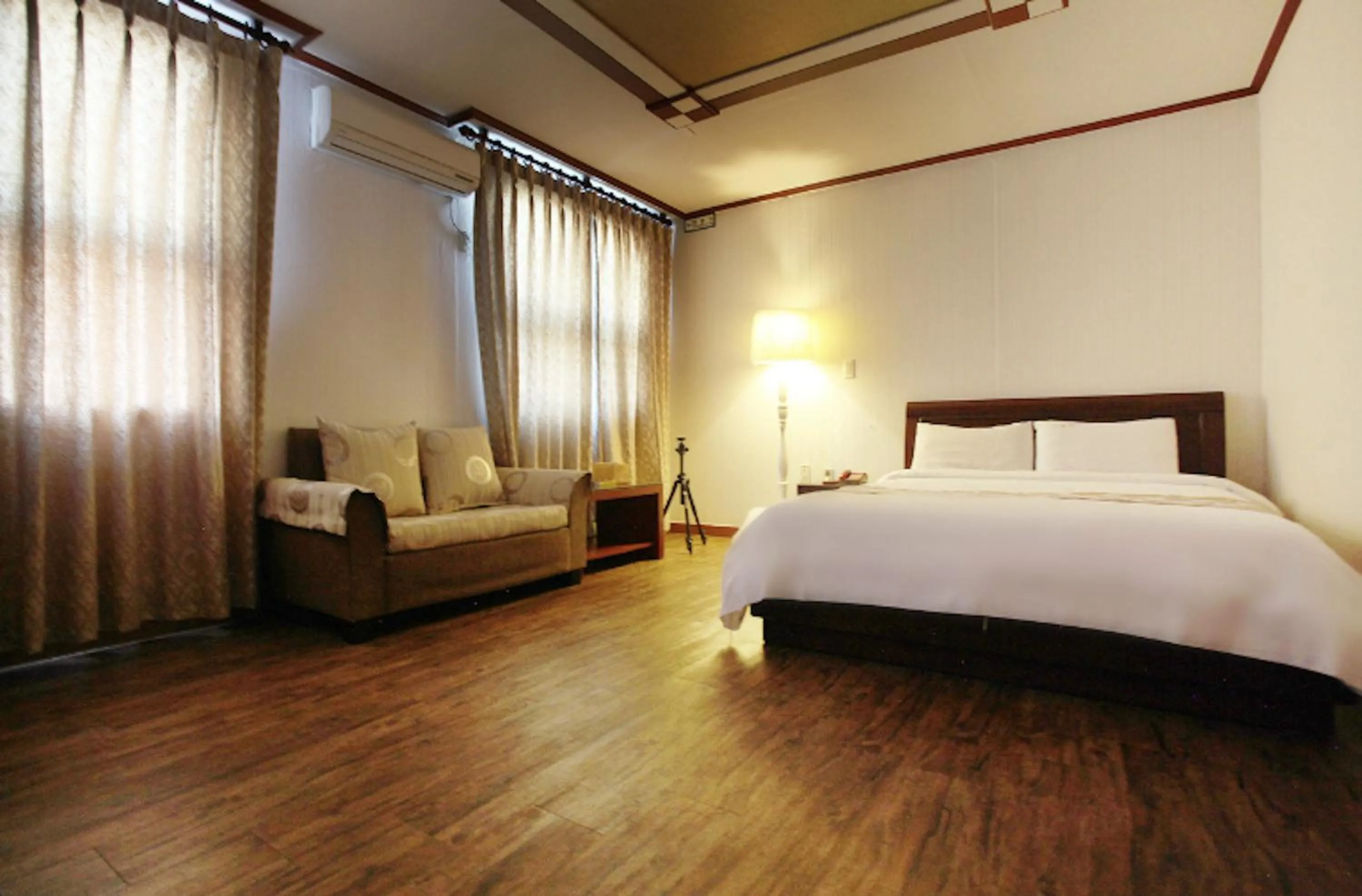 Bed in Orange Hotel Jeju