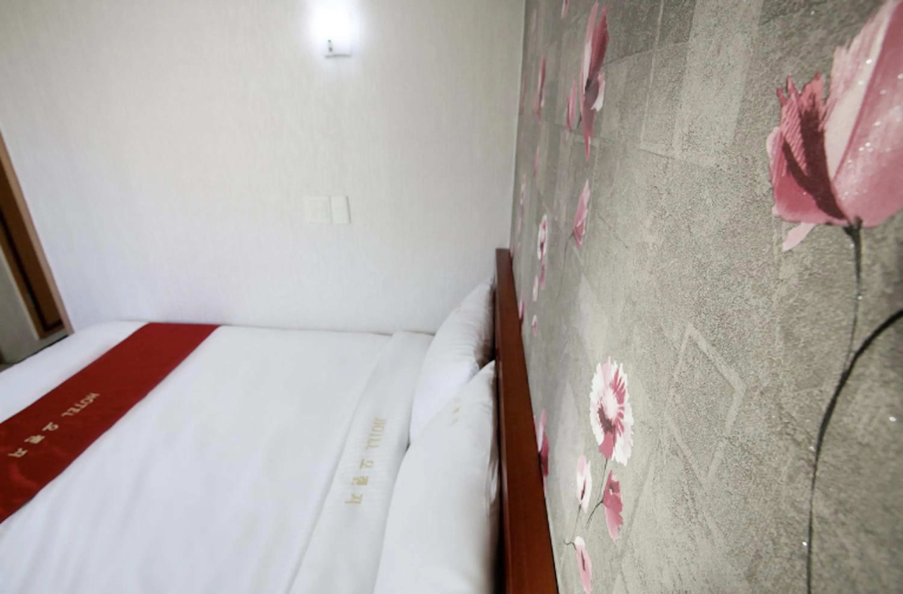 Bed in Orange Hotel Jeju
