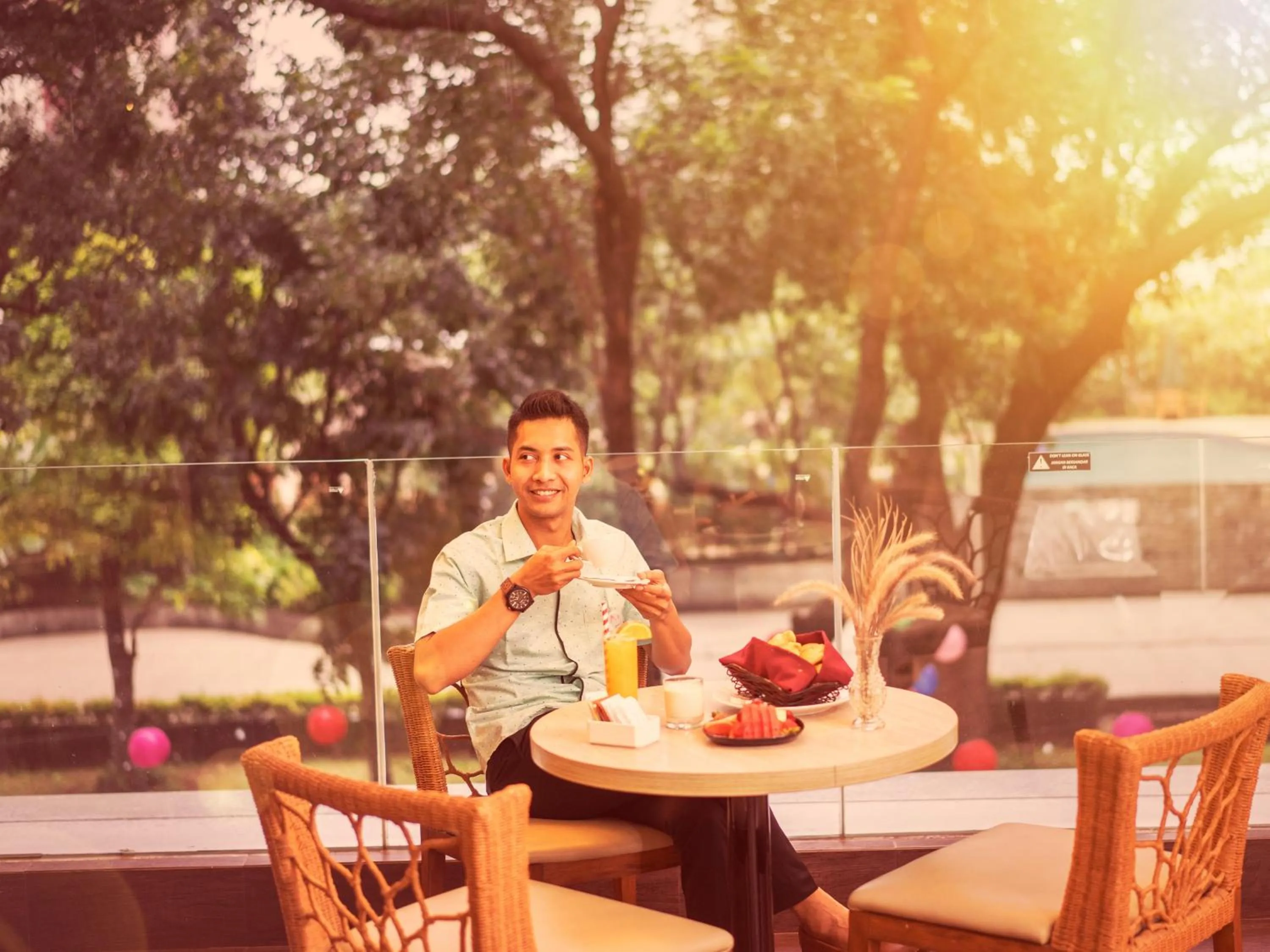 Restaurant/places to eat in Swiss-Belresidences Kalibata