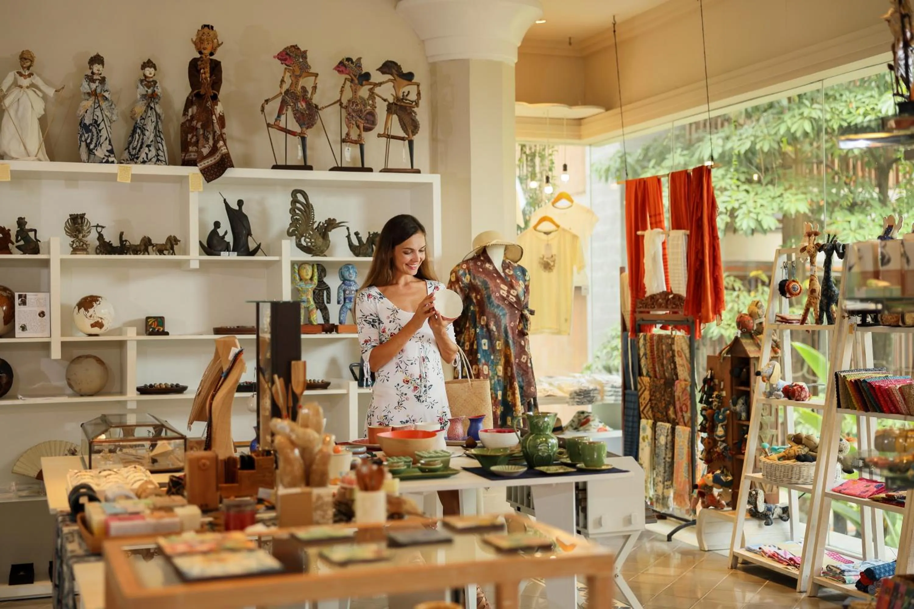 On-site shops in Padma Resort Ubud