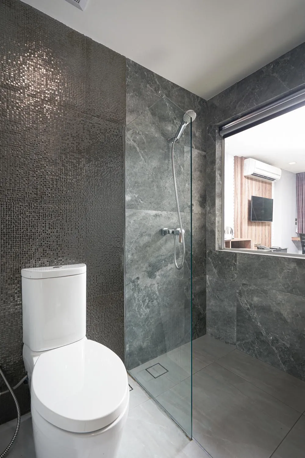 Bathroom in Cross Vibe Chiang Mai Decem Nimman Hotel