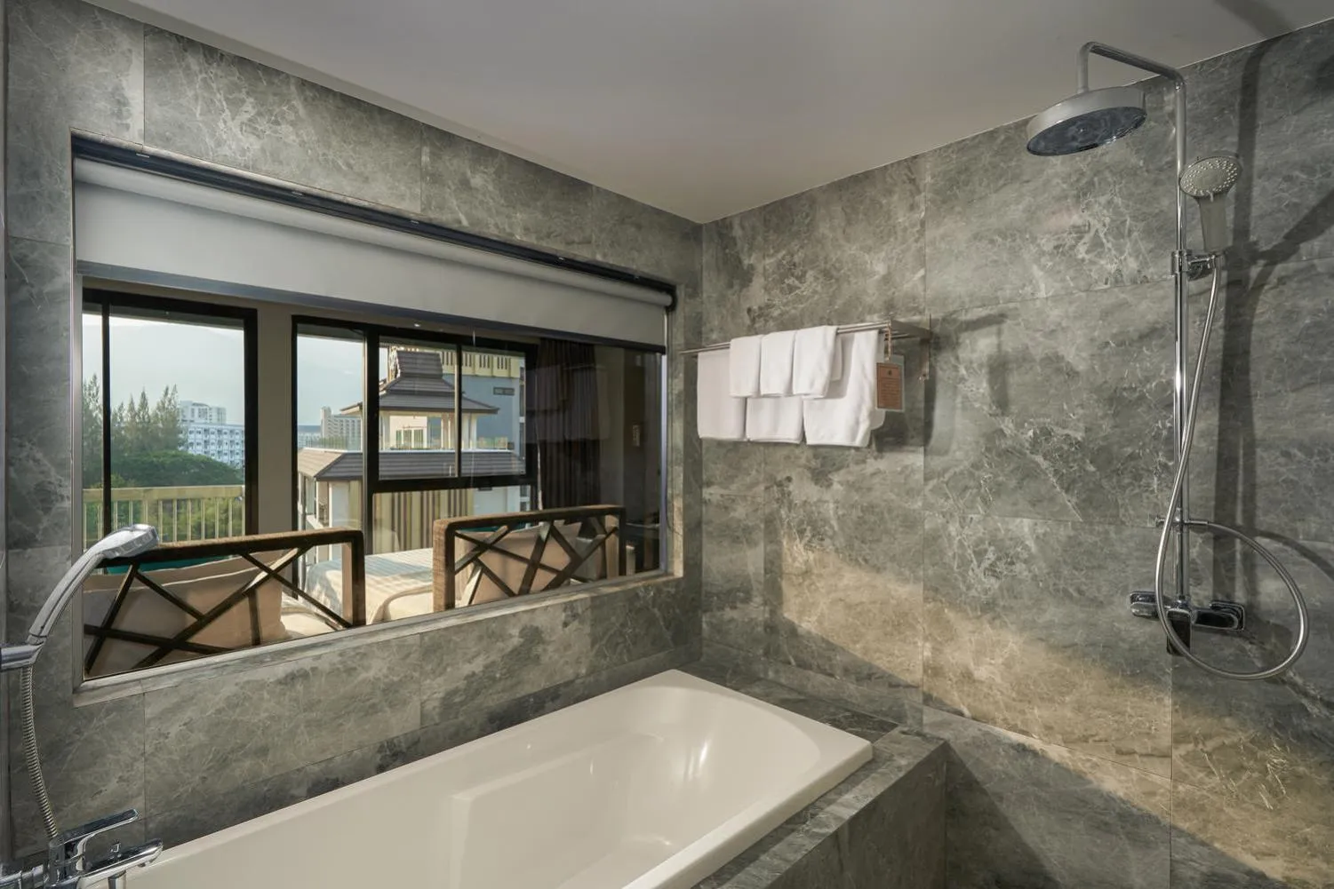 Bathroom in Cross Vibe Chiang Mai Decem Nimman Hotel