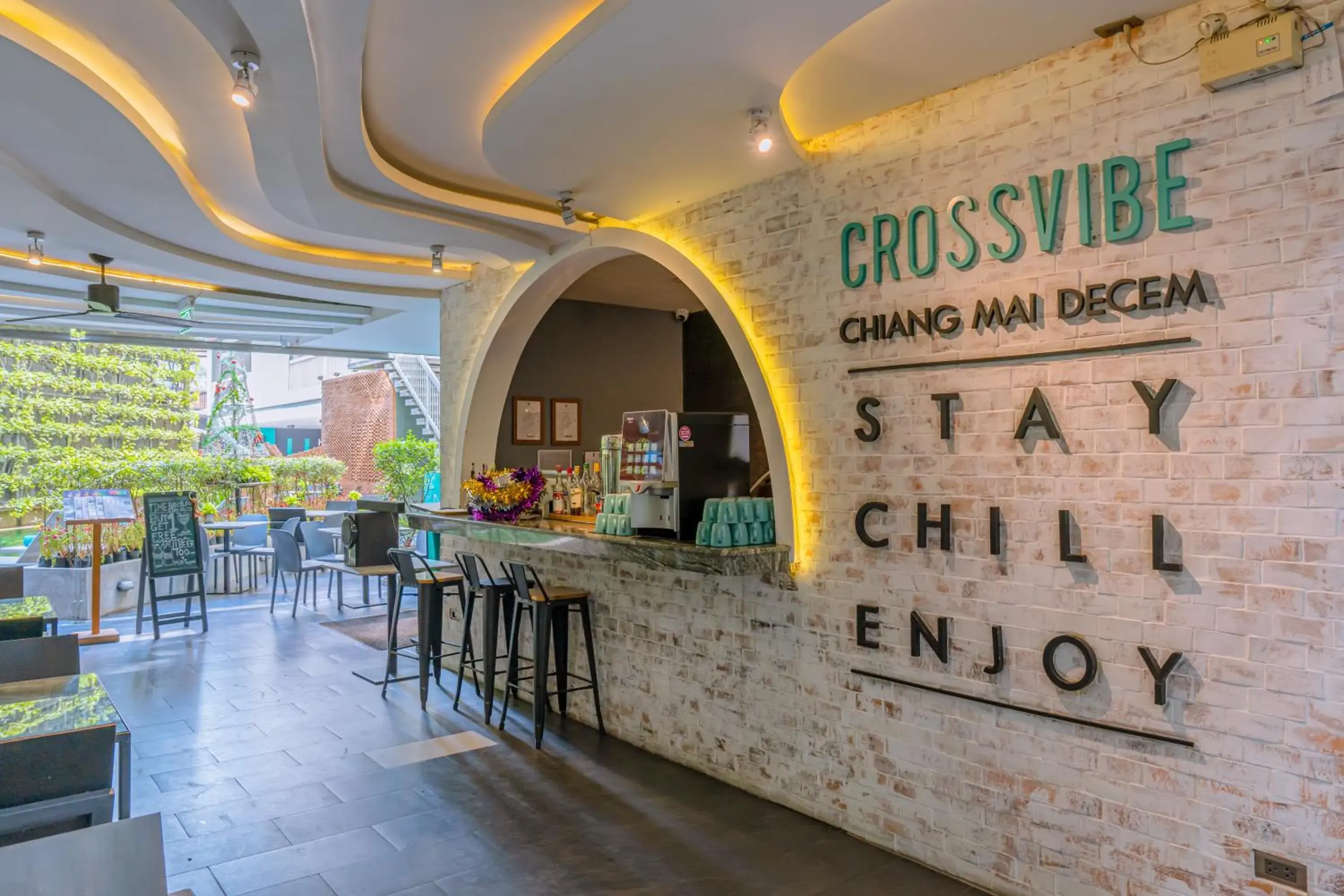 Lounge or bar in Cross Vibe Chiang Mai Decem Nimman Hotel Lounge or bar in Cross Vibe Chiang Mai Decem Nimman Hotel