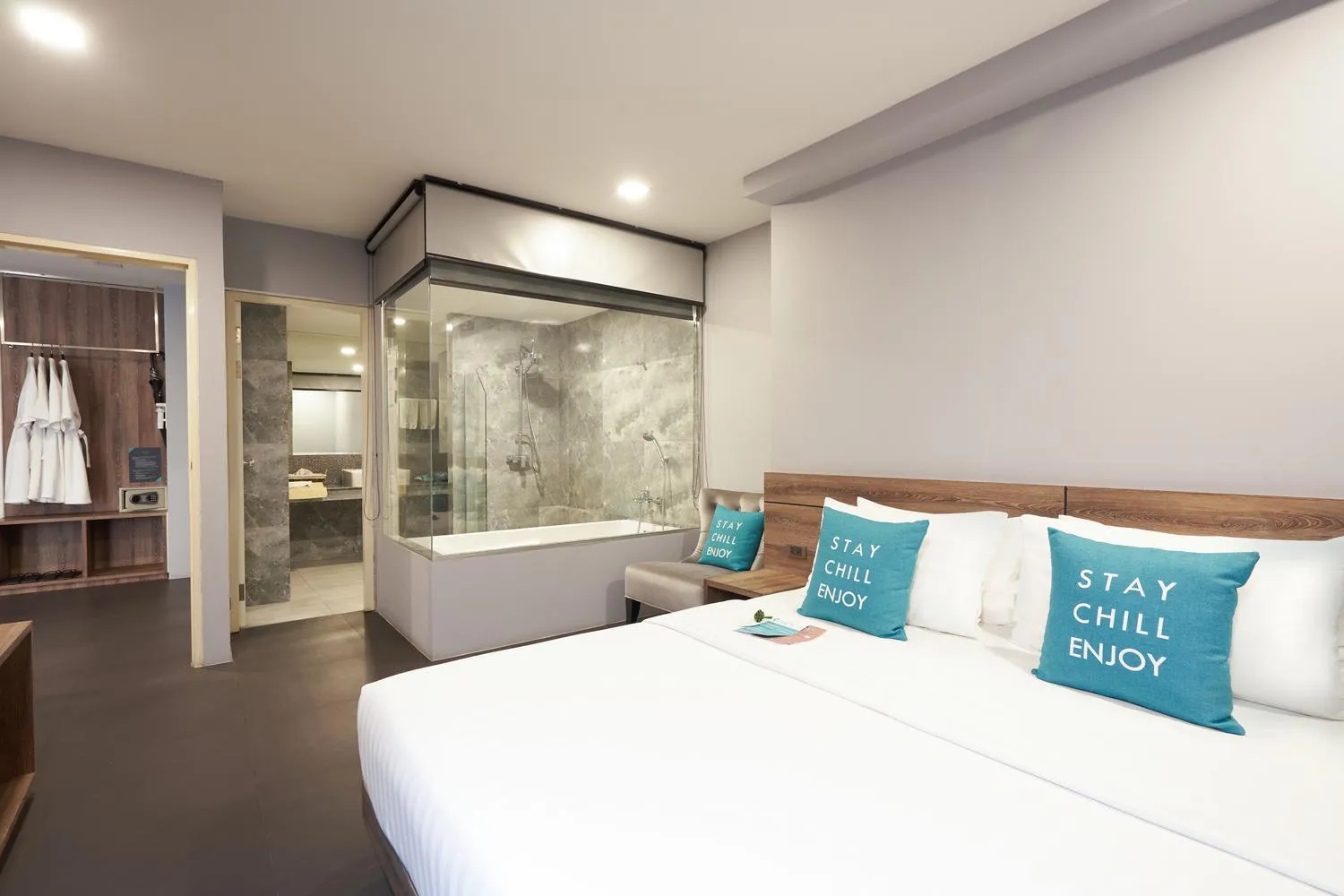 Bed in Cross Vibe Chiang Mai Decem Nimman Hotel