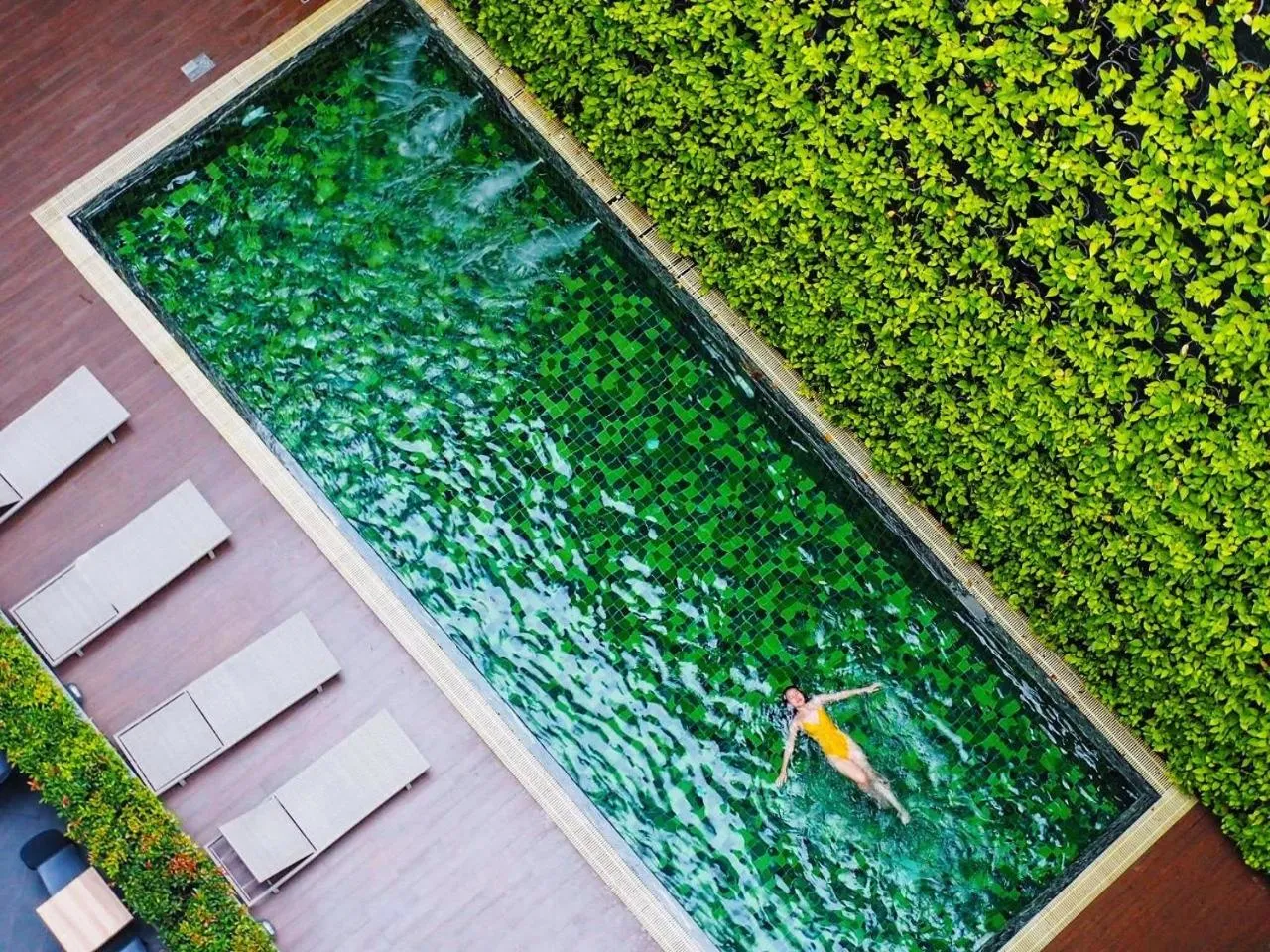 Swimming pool in Cross Vibe Chiang Mai Decem Nimman Hotel