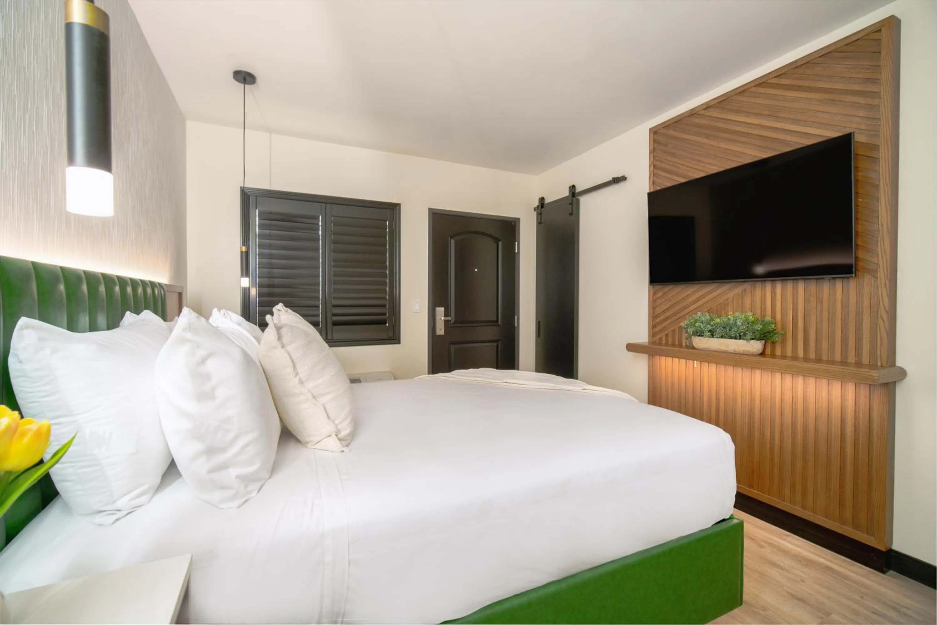 Bedroom, Bed in LYFE INN & SUITES by AGA- North Hollywood Near Universal Studios