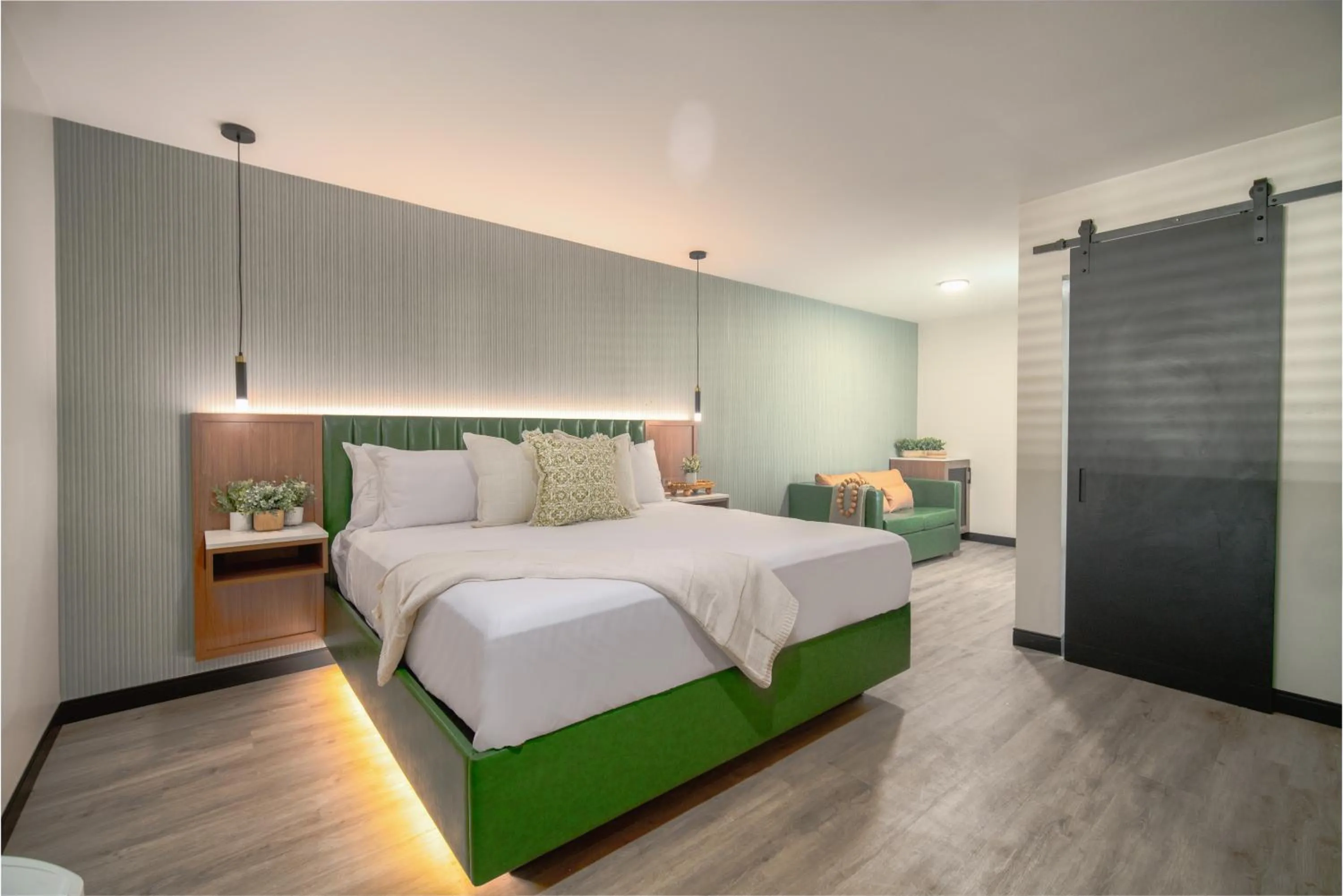 Bed in LYFE INN & SUITES by AGA- North Hollywood Near Universal Studios
